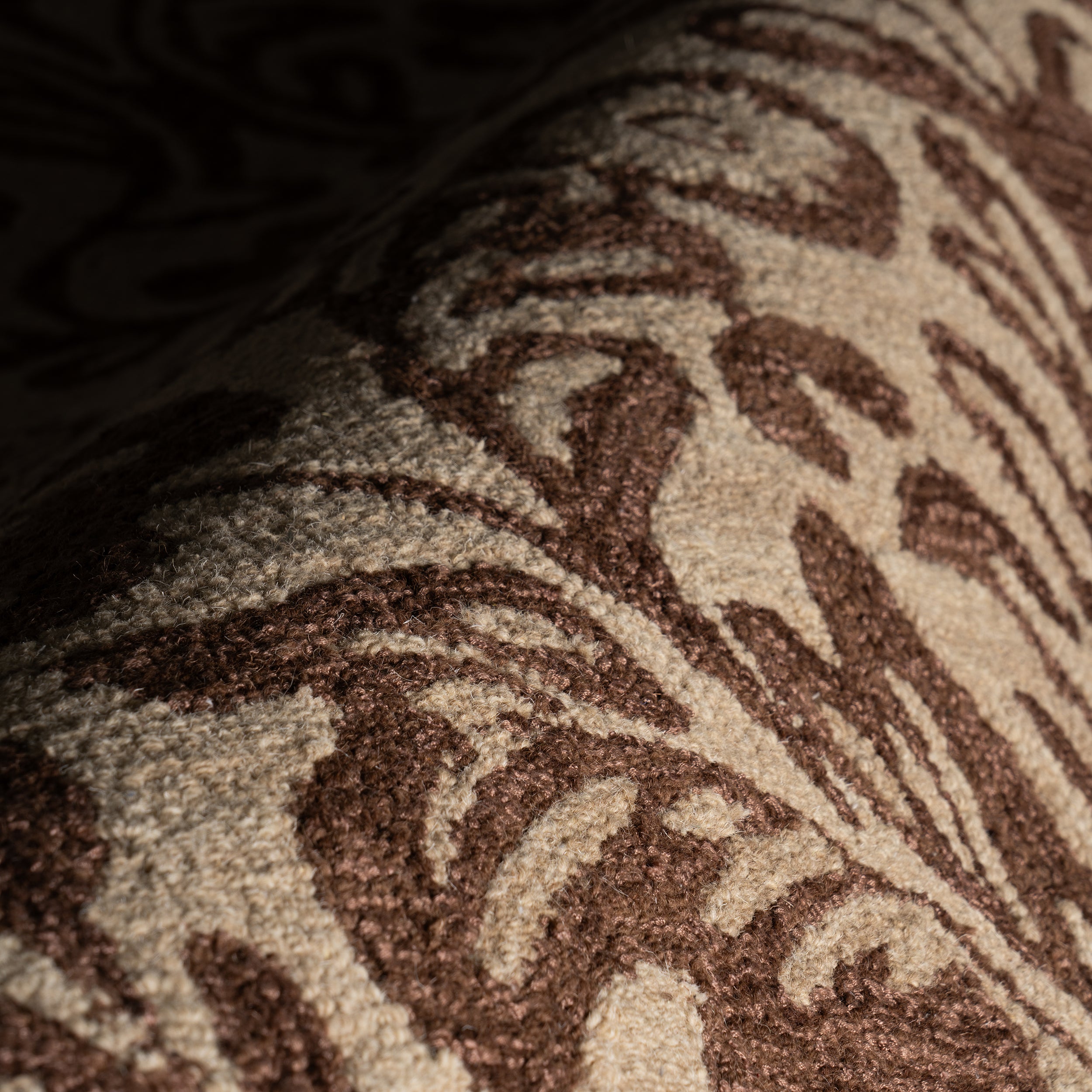 Nuloom Virelia Transitional Floral and Paisley Area Rug - Image 15