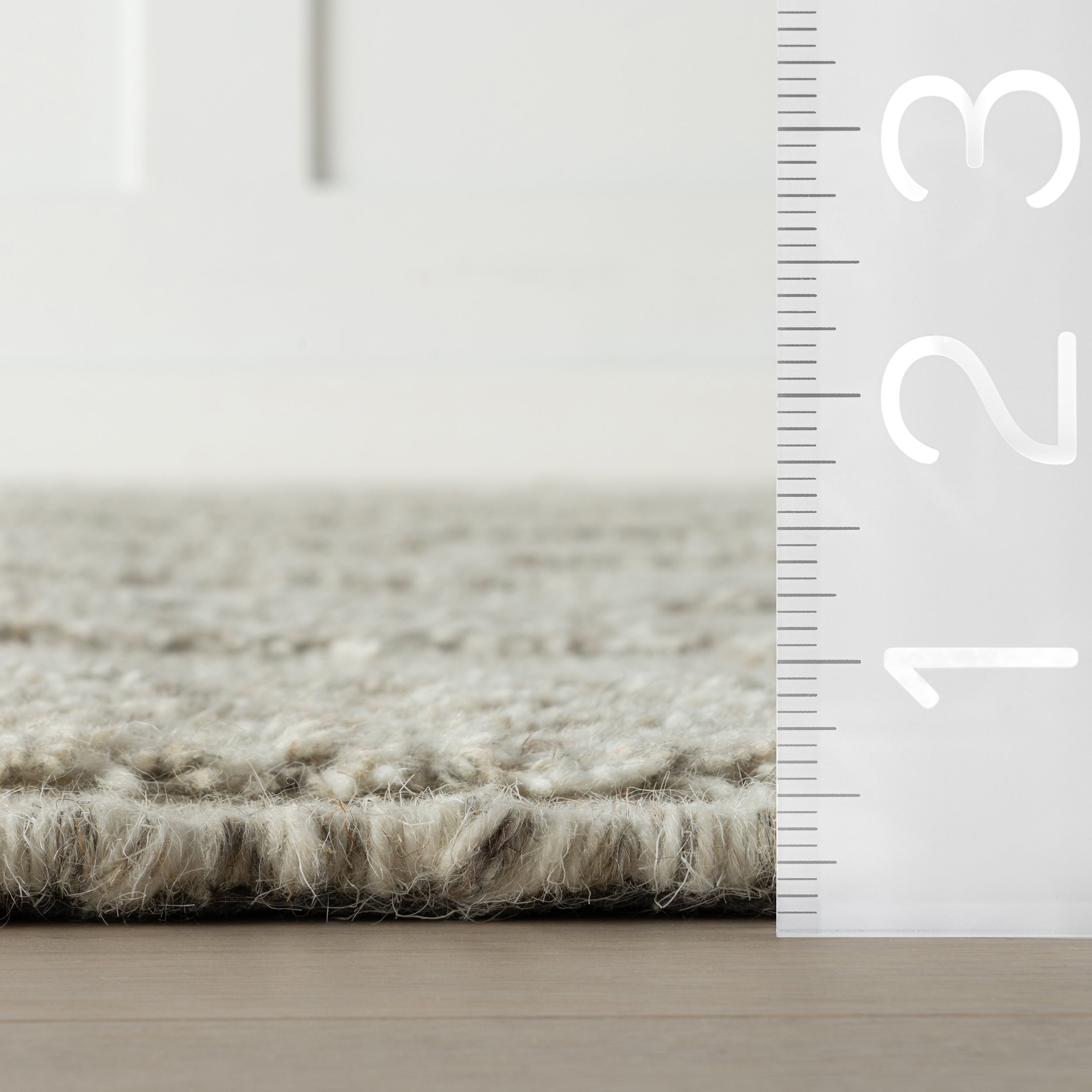 Nuloom Isolde Venn Checkered Wool Rug - Image 3