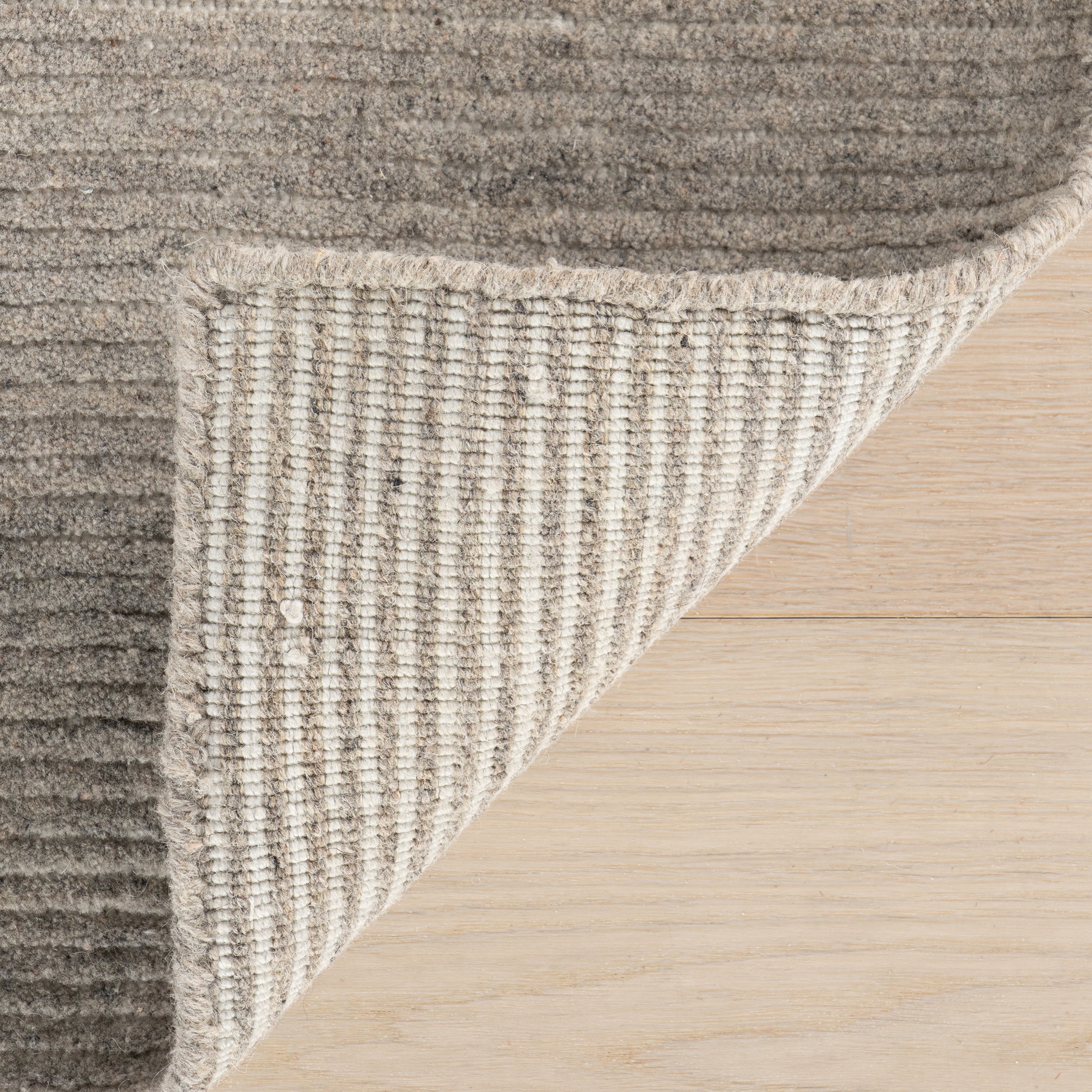 Nuloom Elanisse Solid Wool Rug - Image 15