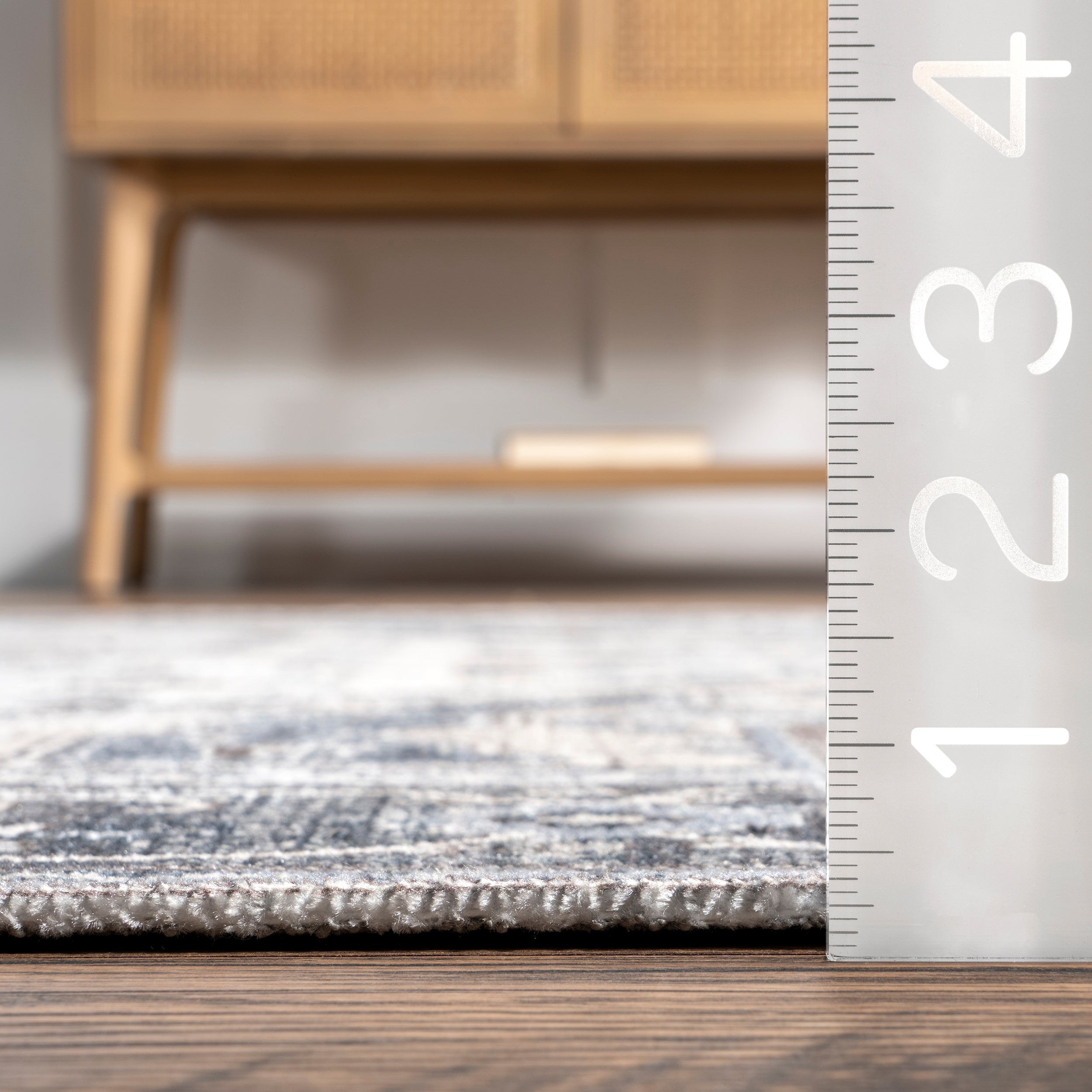 Larkspur Persian Fringed Machine Washable Area Rug - Image 3