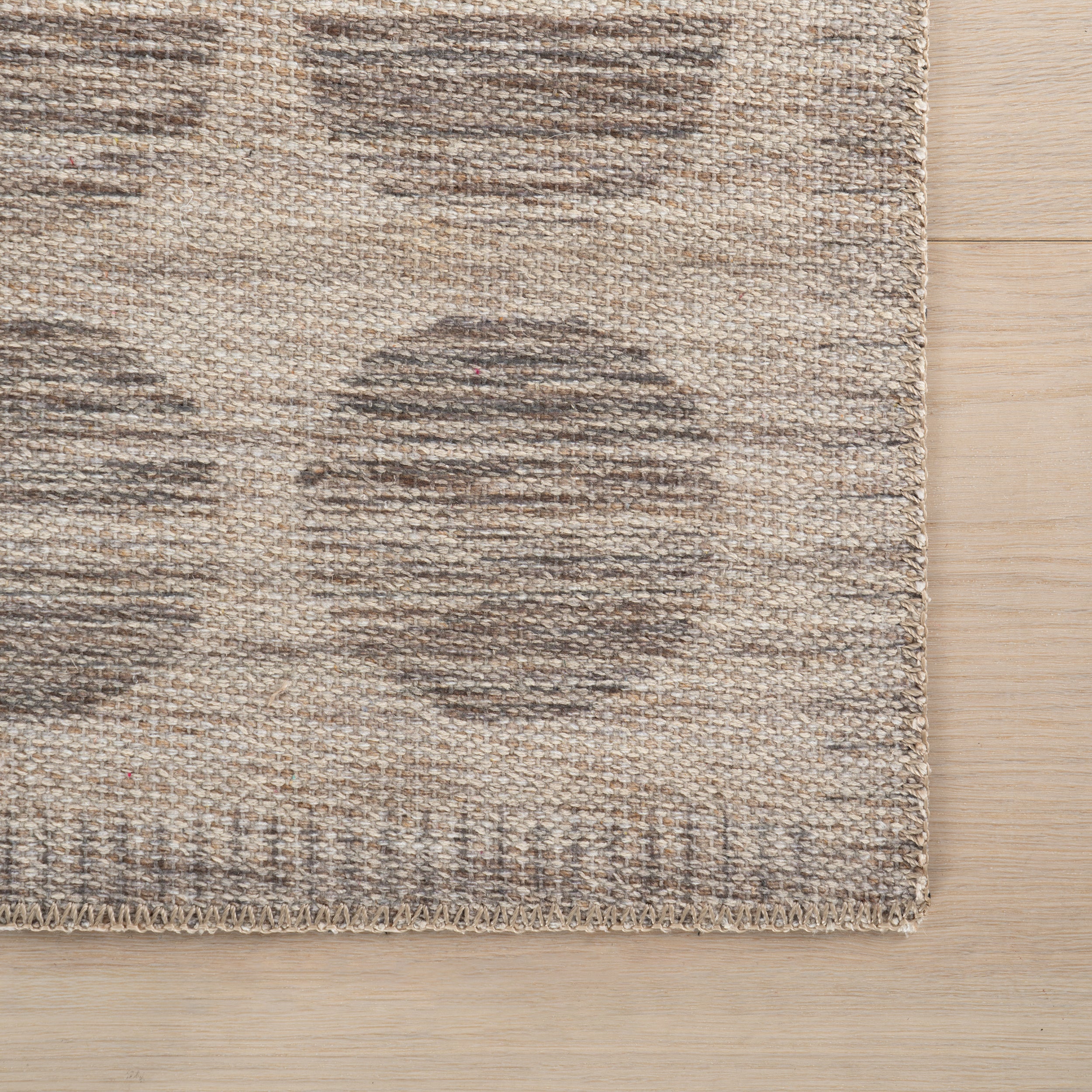Nuloom Joraya Modern Geometric Indoor Washable Area Rug - Image 6