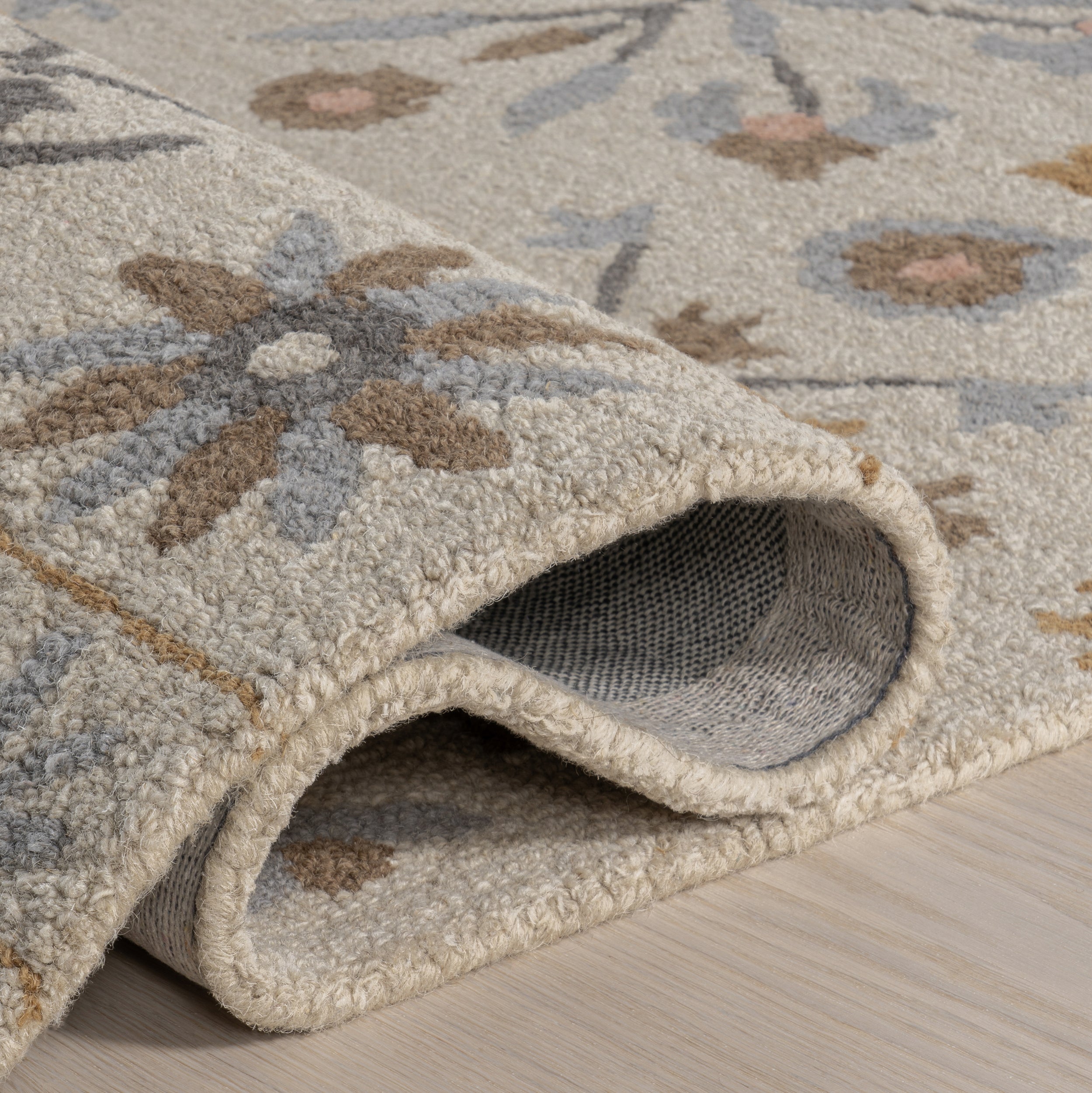 Folklore Wool Area Rug - Image 4