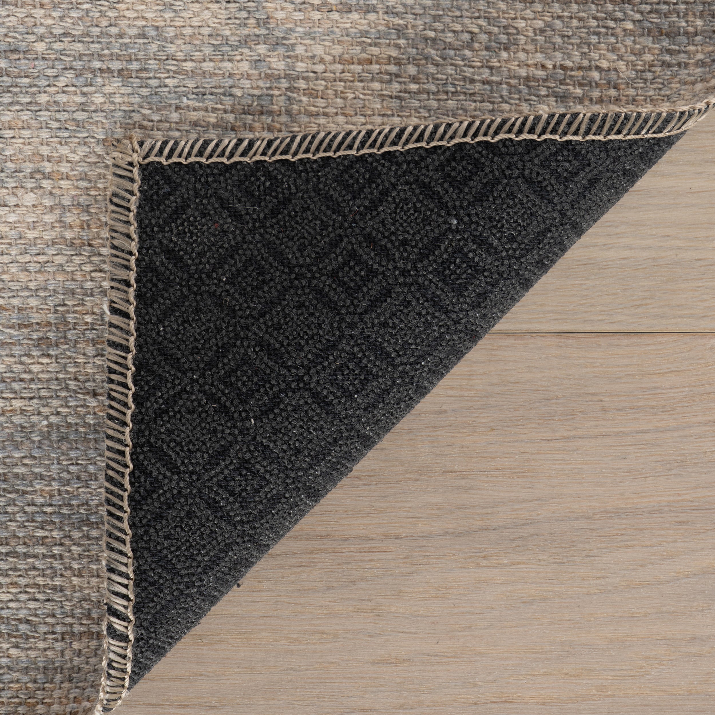 Nuloom Myrelia Traditional Floral & Paisley Indoor Washable Area Rug - Image 6