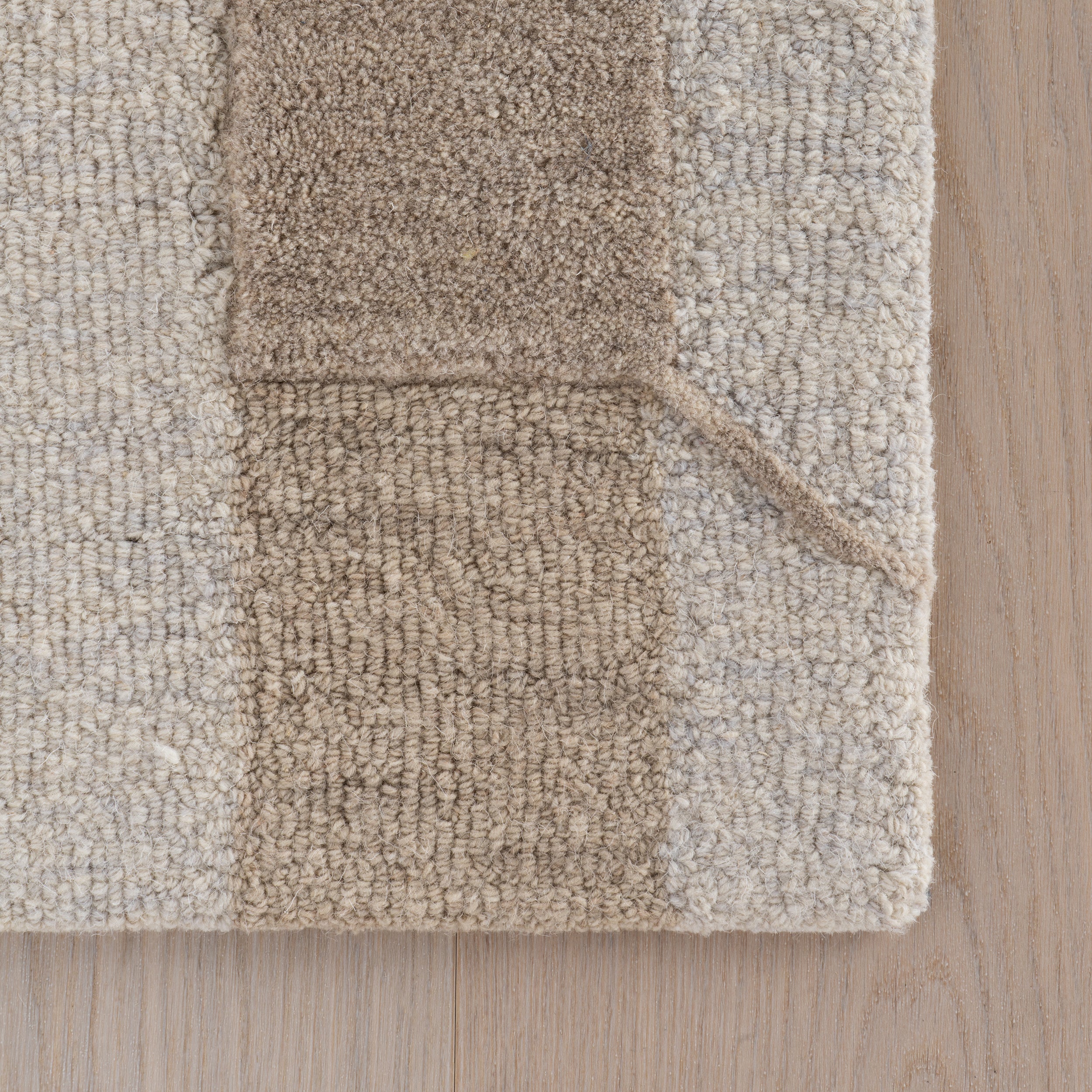Nuloom Lucienne Vail Geometric Wool Rug - Image 6