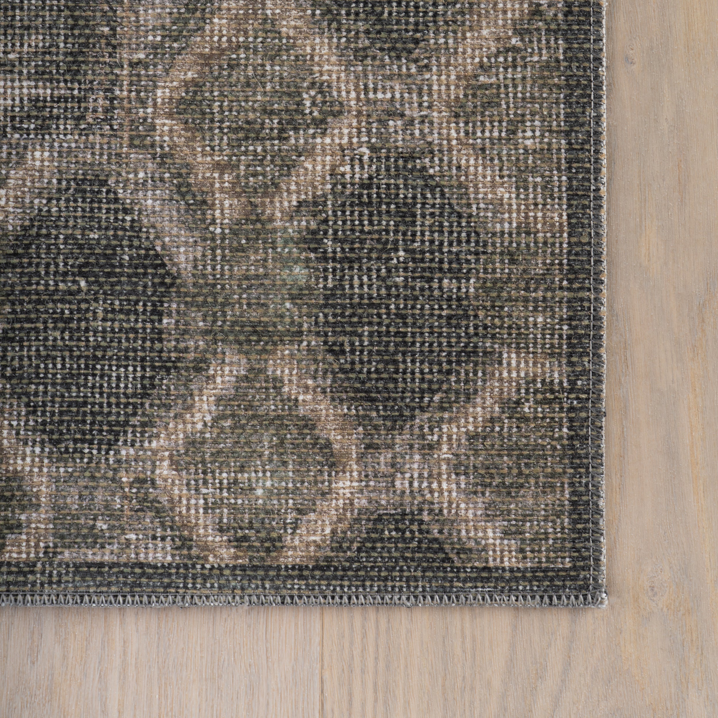 Nuloom Anelia Traditional Vintage & Distressed Area Rug - Image 6