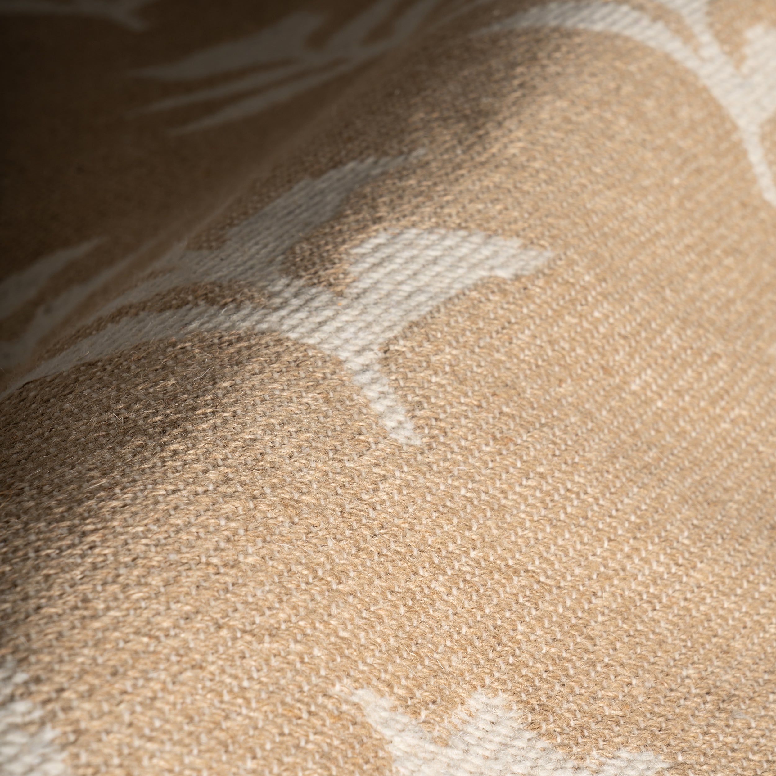Nuloom Vayana Floral Farmhouse Area Rug - Image 8
