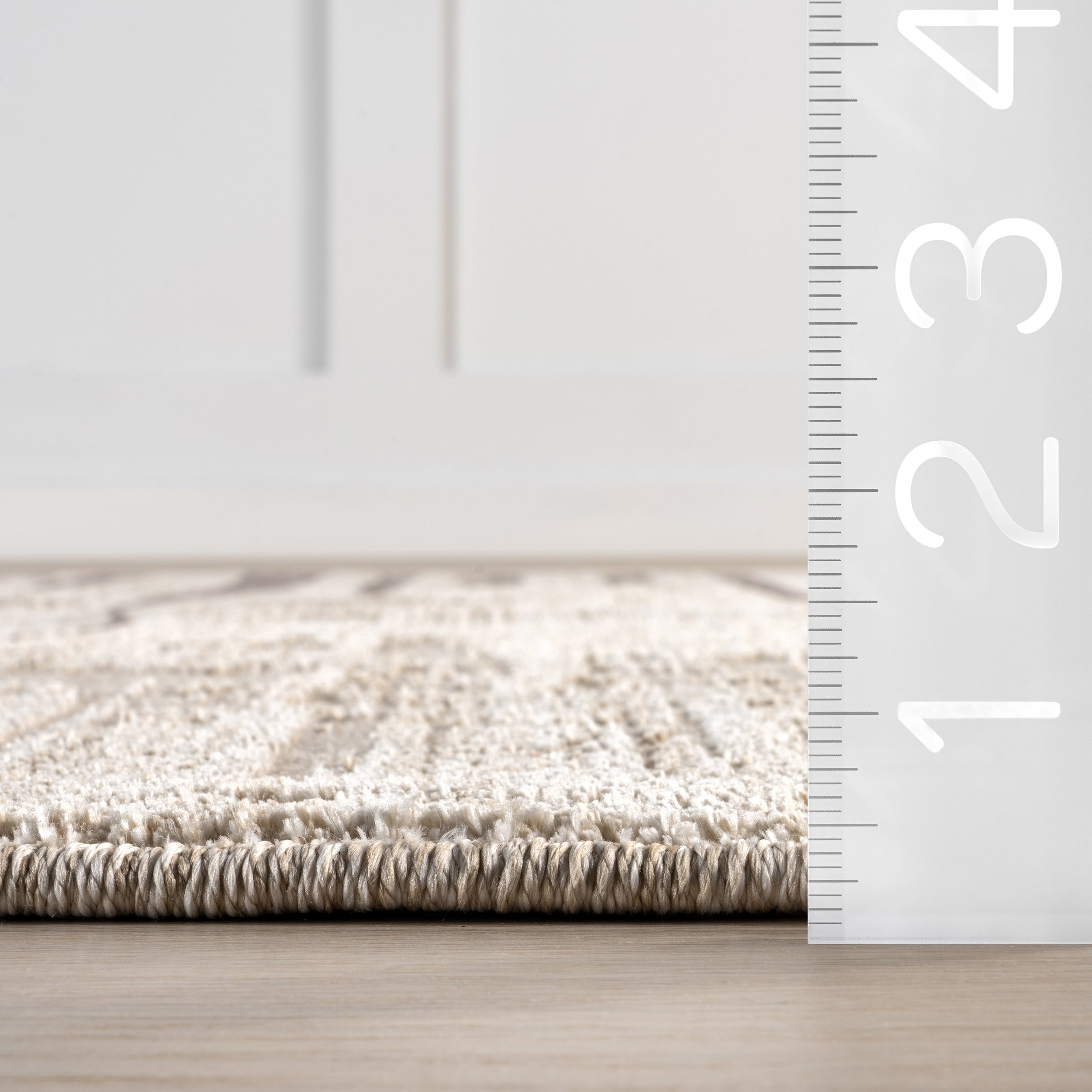 Eufemia Contemporary Abstract Area Rug - Image 3