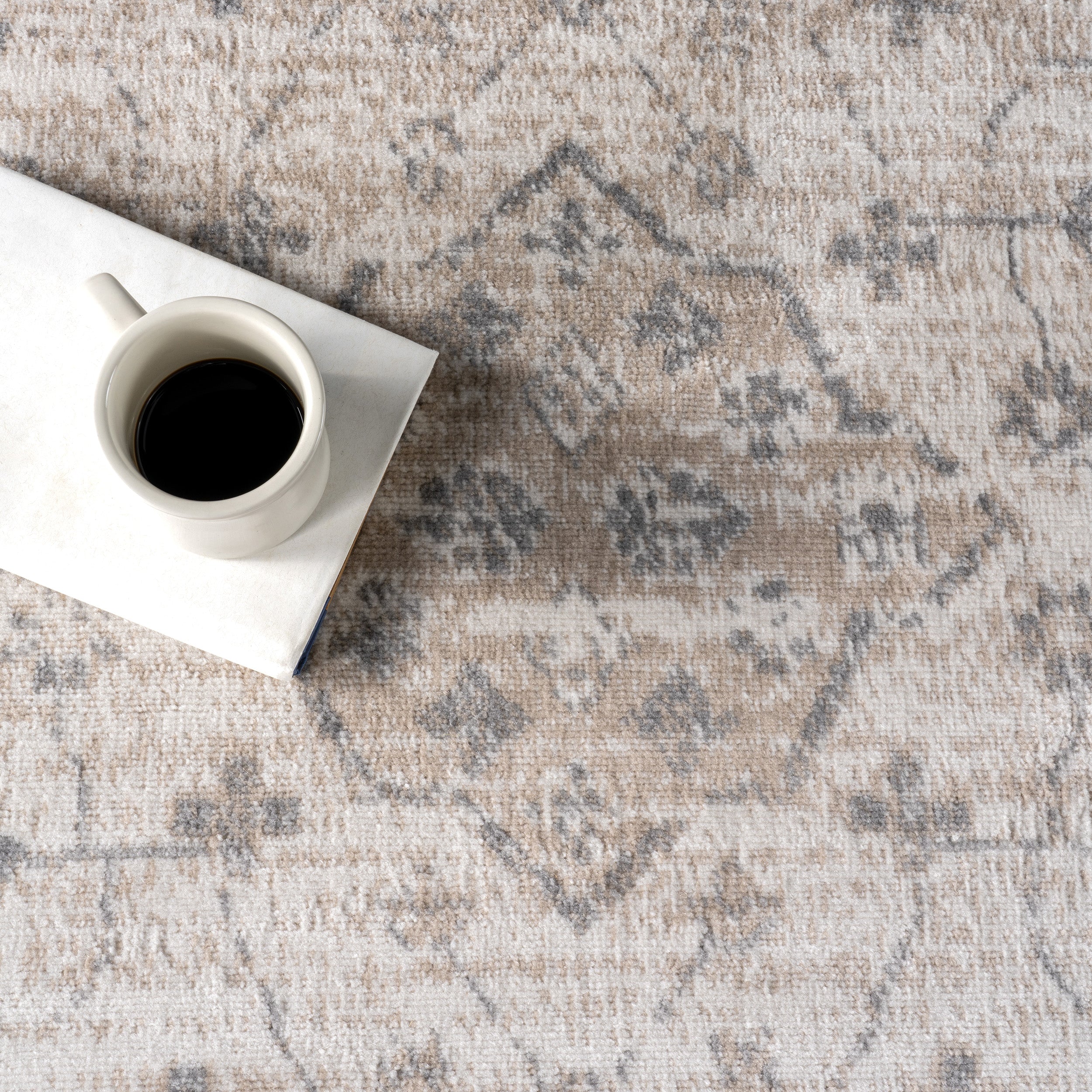 Nesa Traditional Medallion Area Rug - Image 7