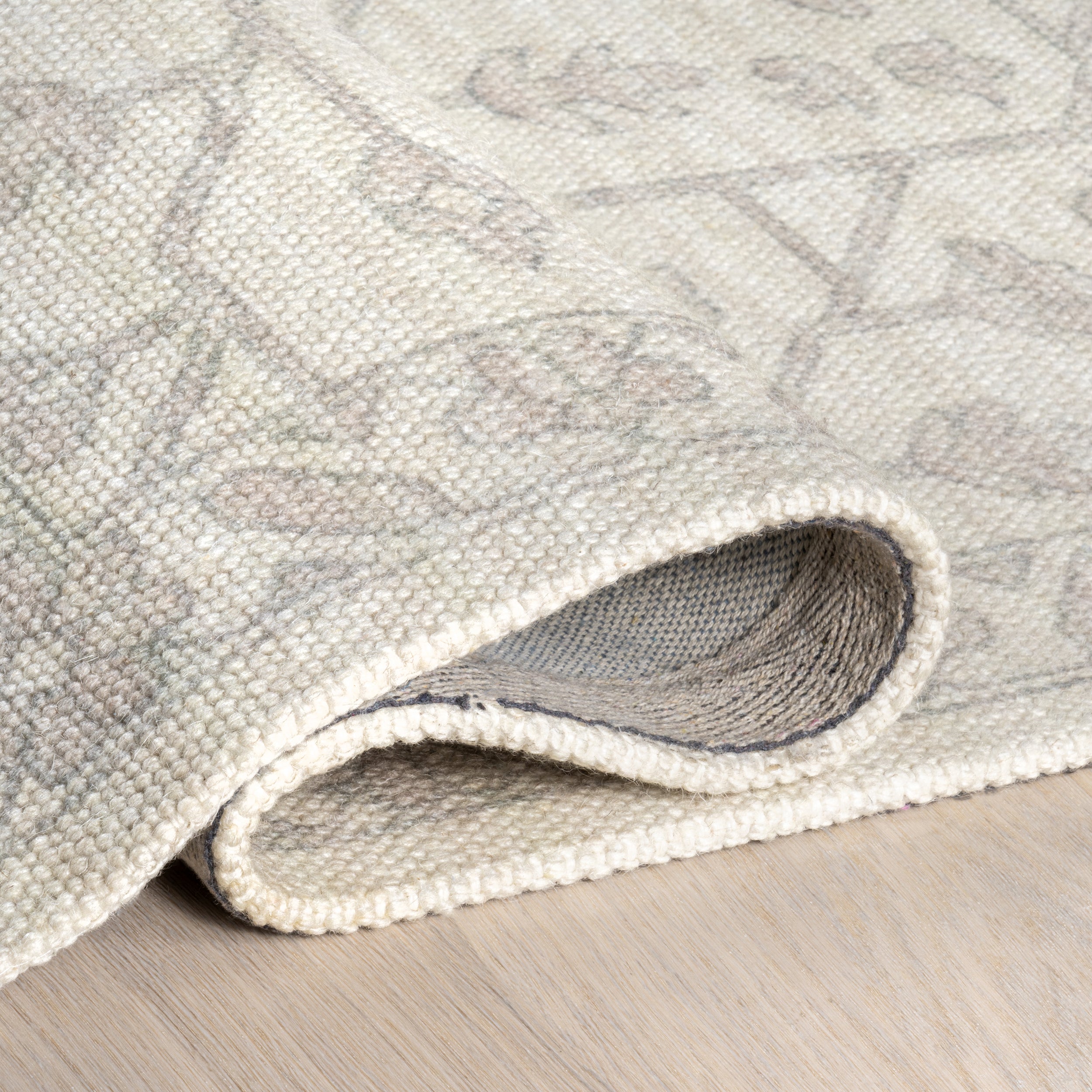 Nuloom Gretel Wool and Cotton Area Rug - Image 4