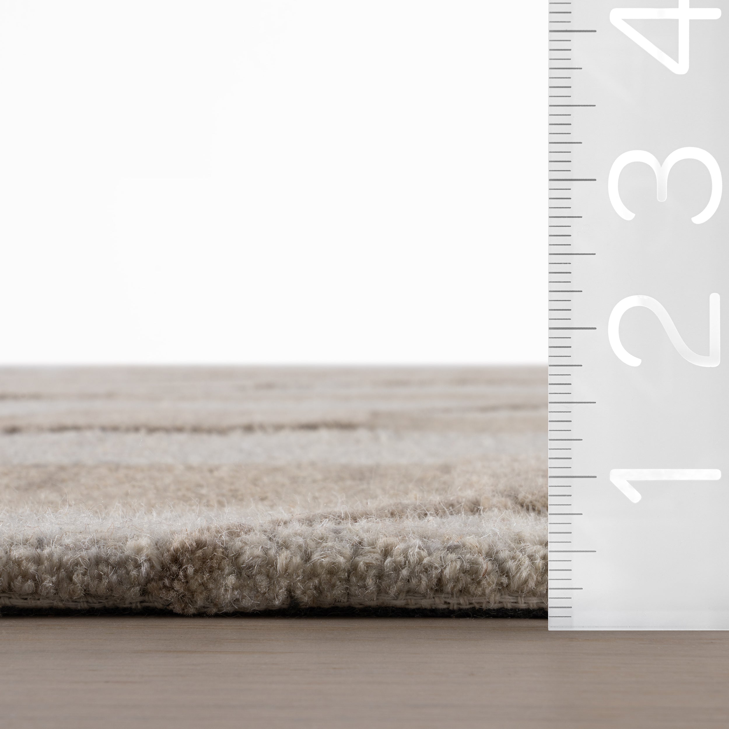 Nuloom Lucienne Vail Geometric Wool Rug - Image 3