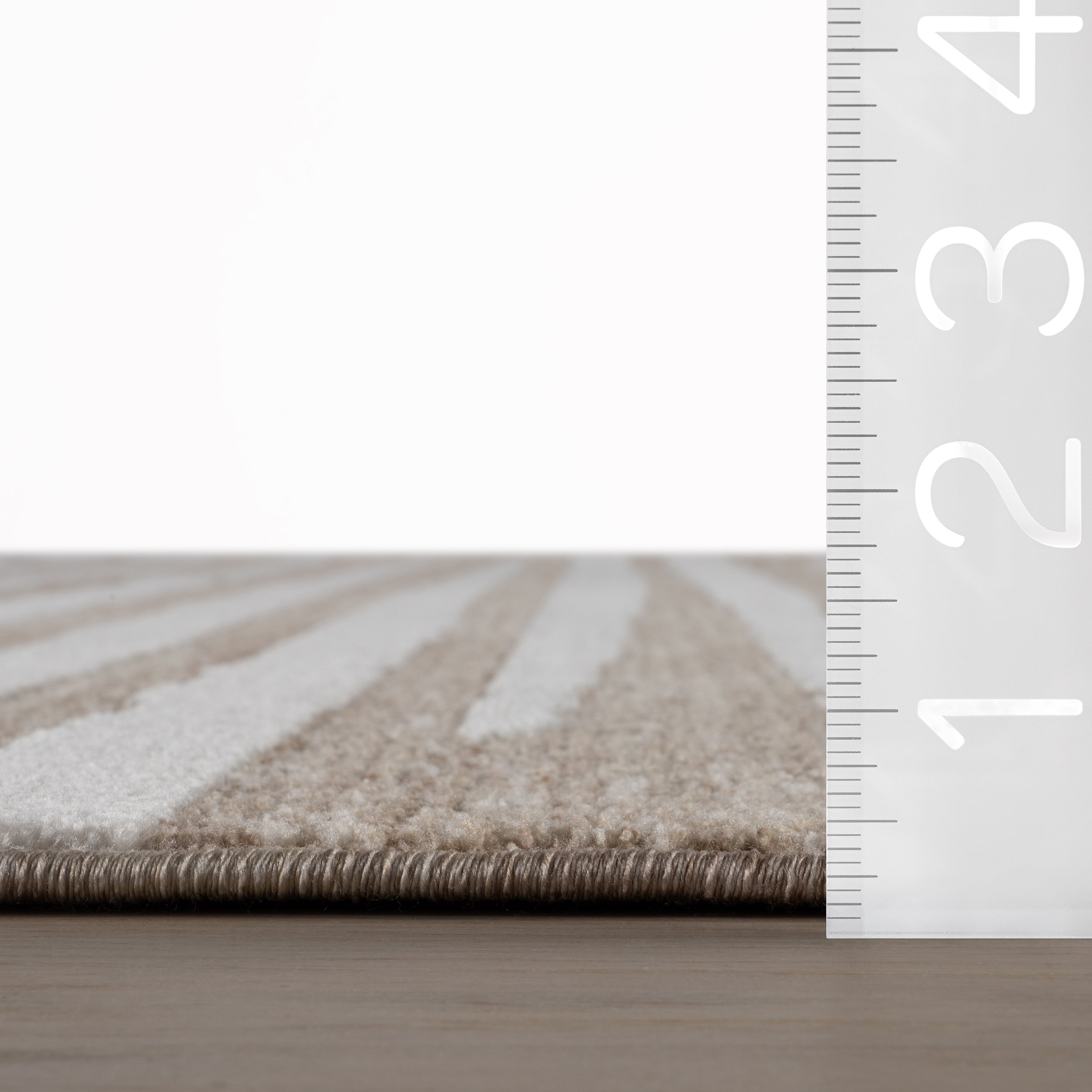 Nuloom Velisse Bohemian Vintage & Distressed Rug - Image 3