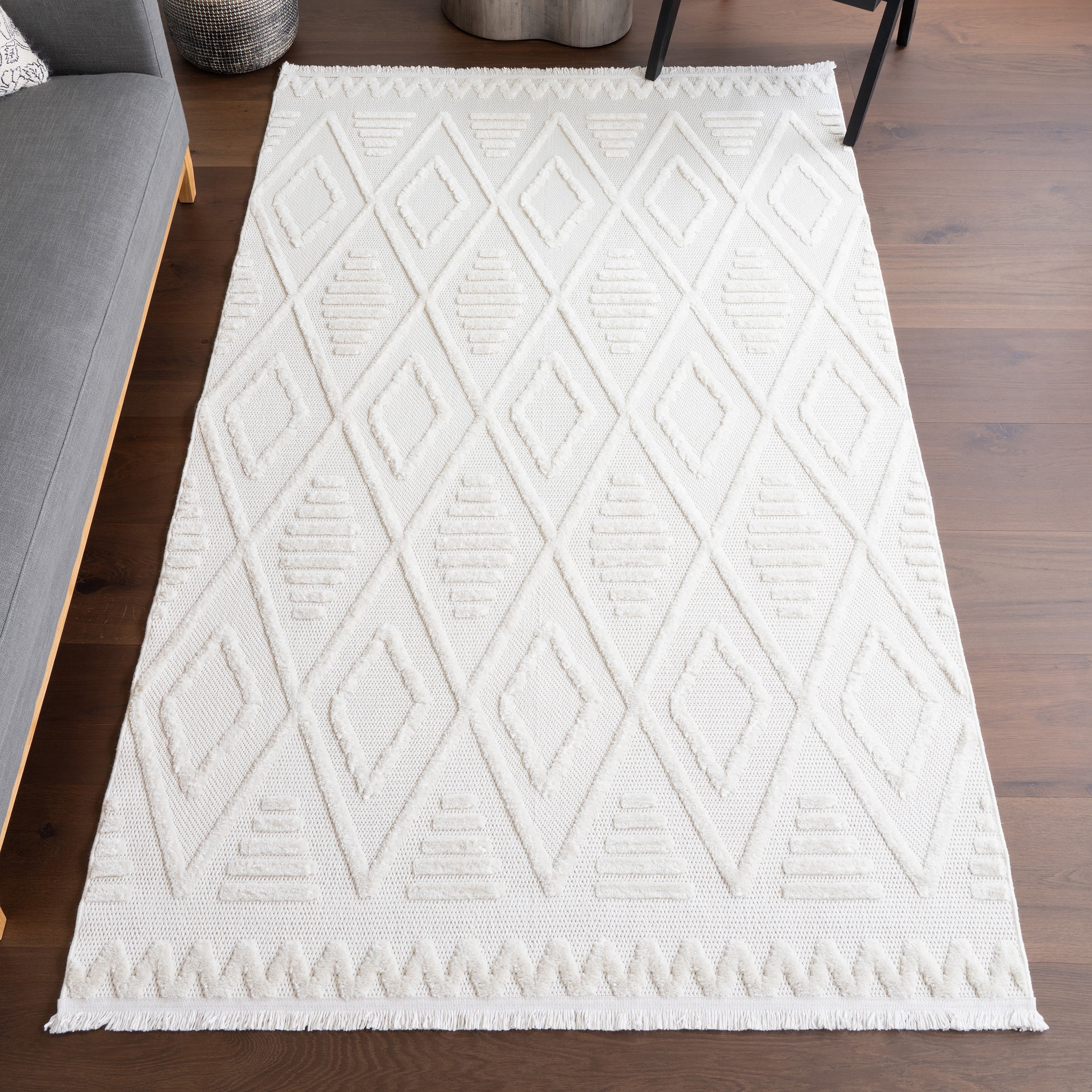Annaka Trellis Fringe Area Rug - Image 2