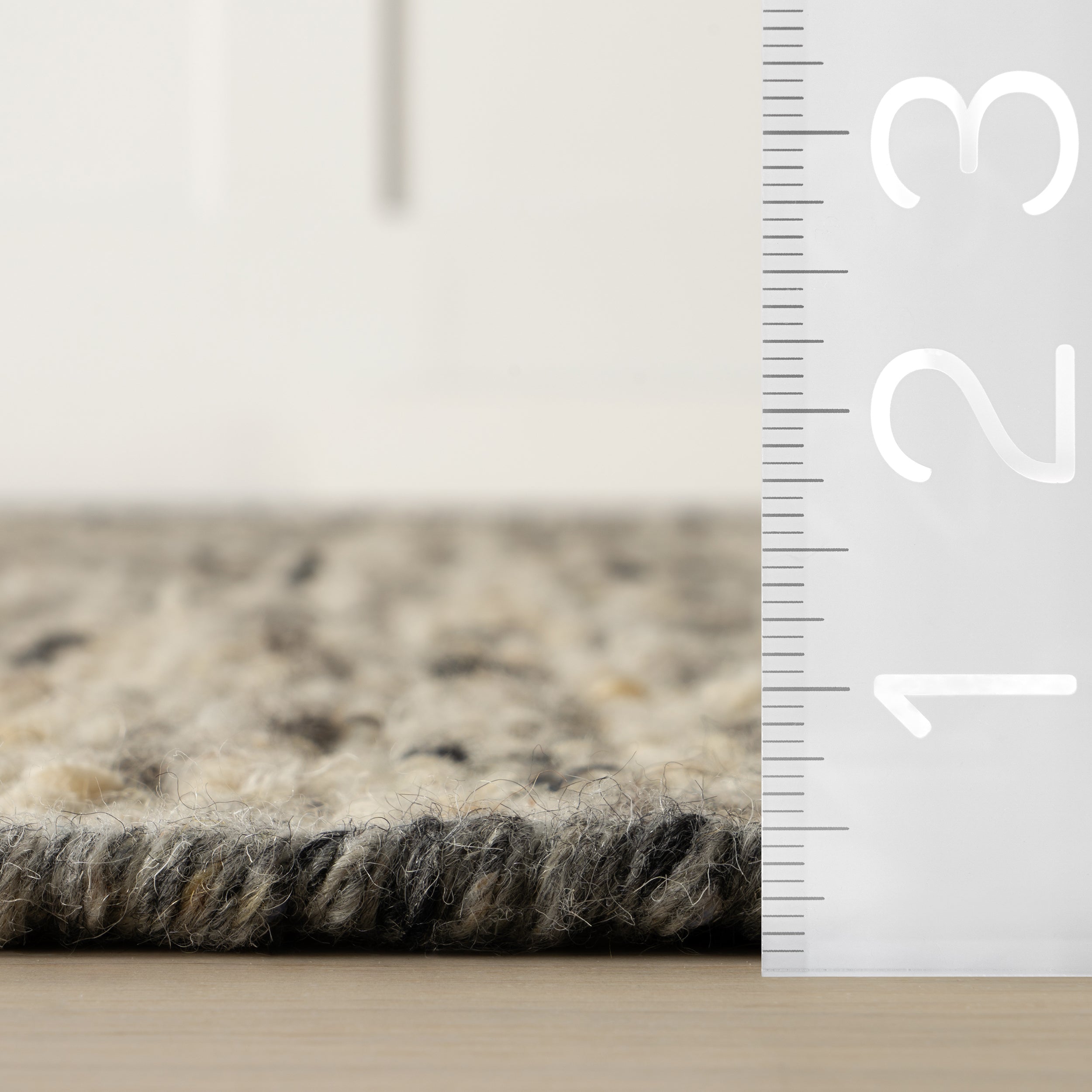 nuLOOM JuJu Diamond Trellis Wool Area Rug - Image 3