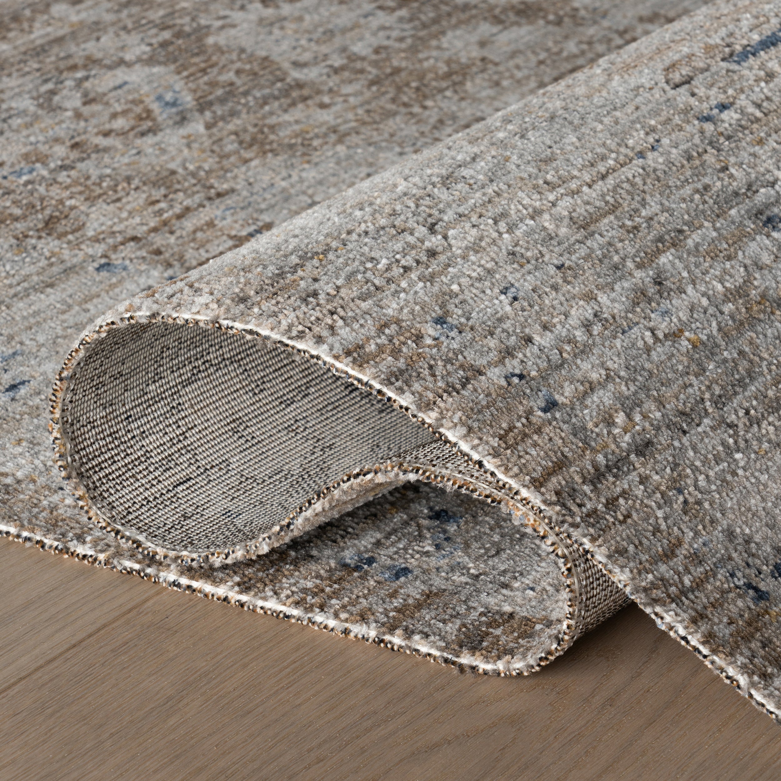 Nuloom Kirelle Traditional Woven Floral Washable Rug - Image 4