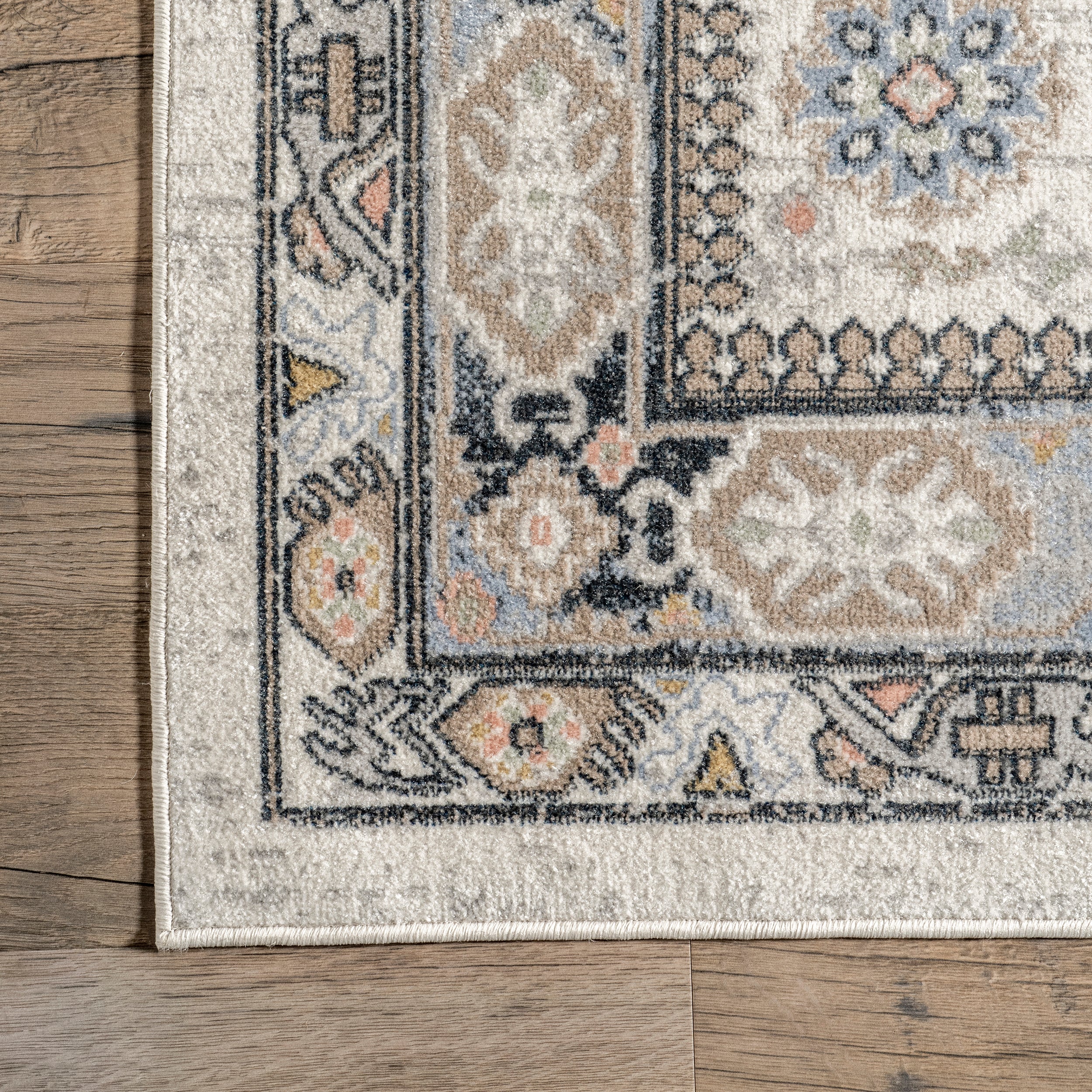 Lesia Persian Medallion Machine Washable Area Rug - Image 5