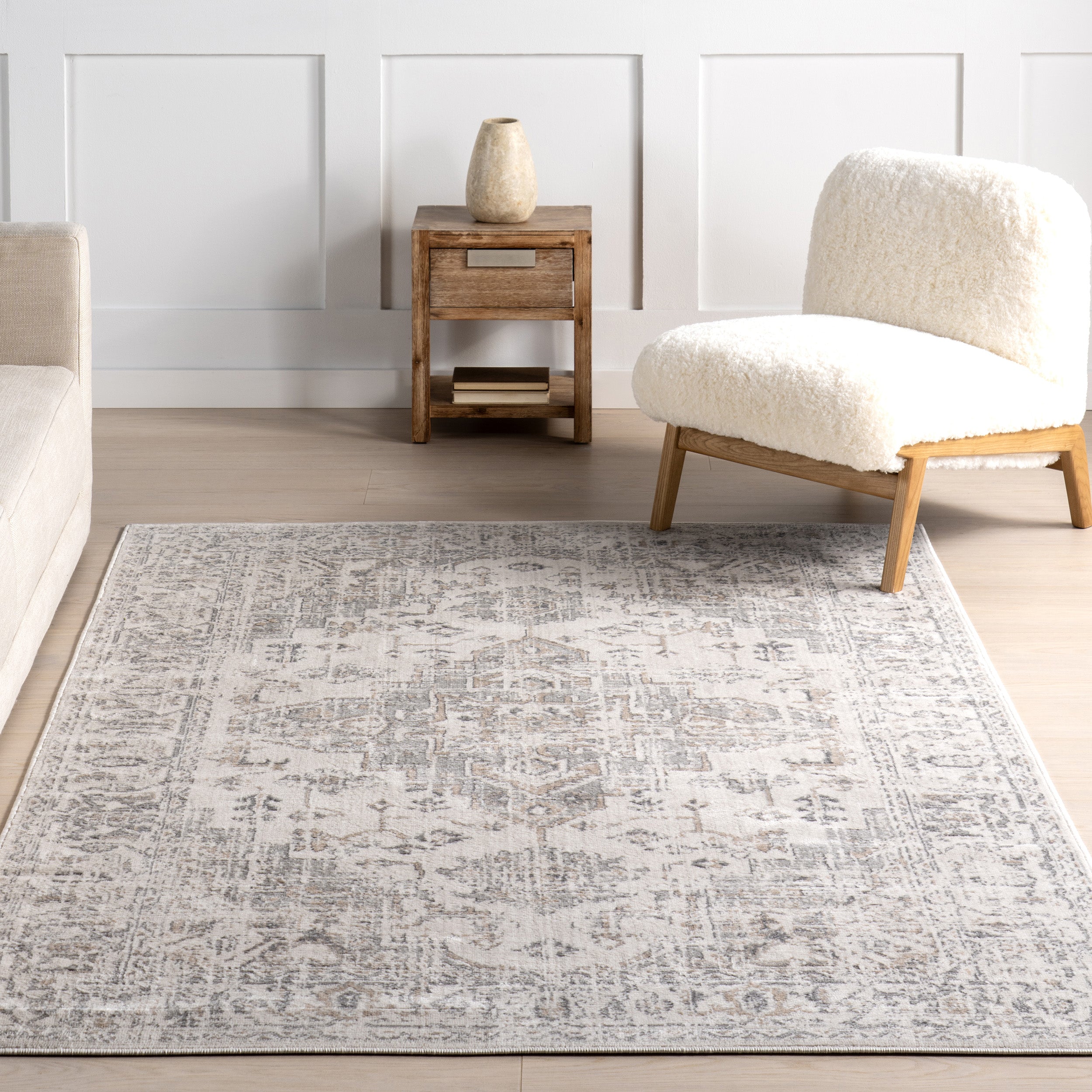 Lilibet Traditional Medallion Area Rug - Image 9