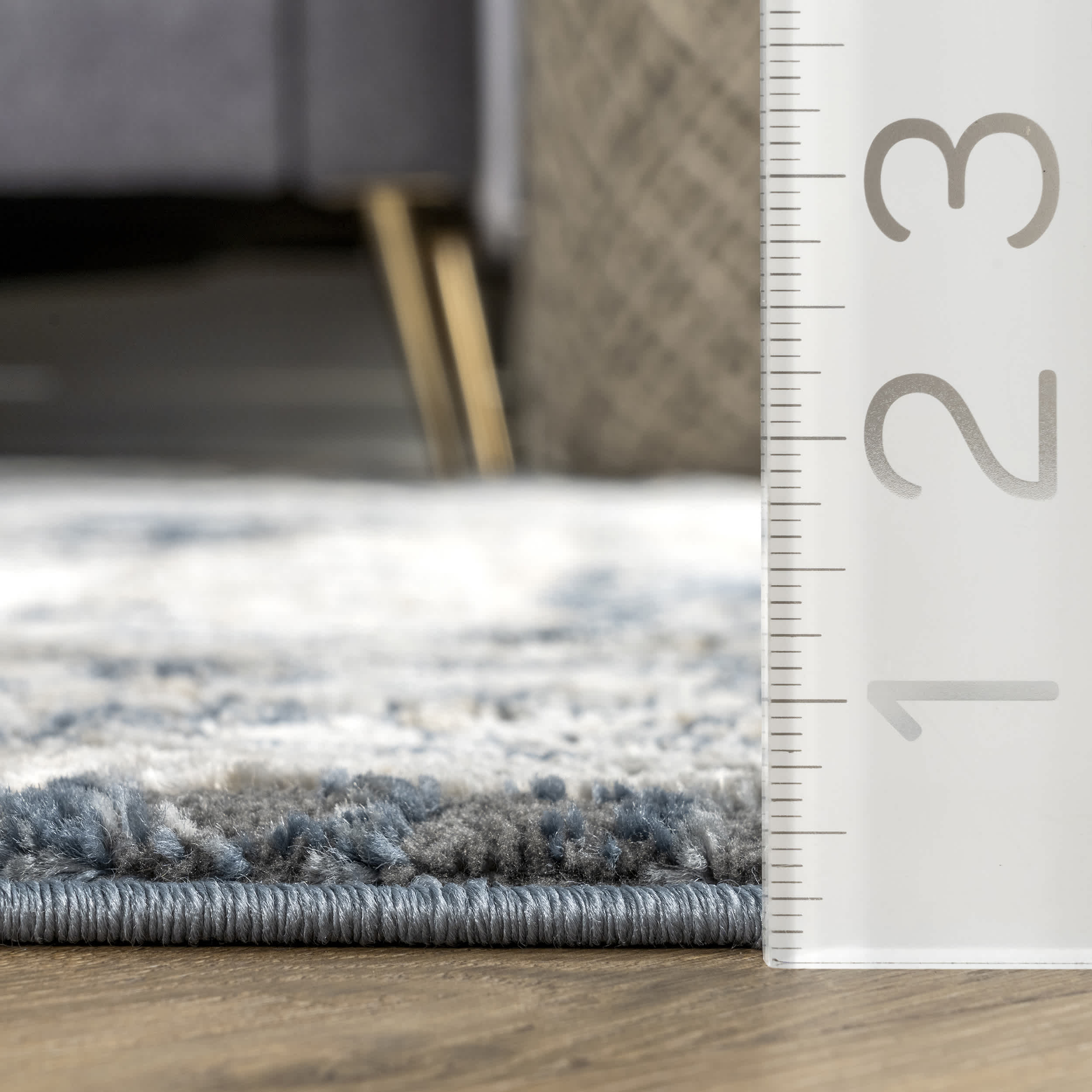 Darcie Traditional Medallion Area Rug - Image 7