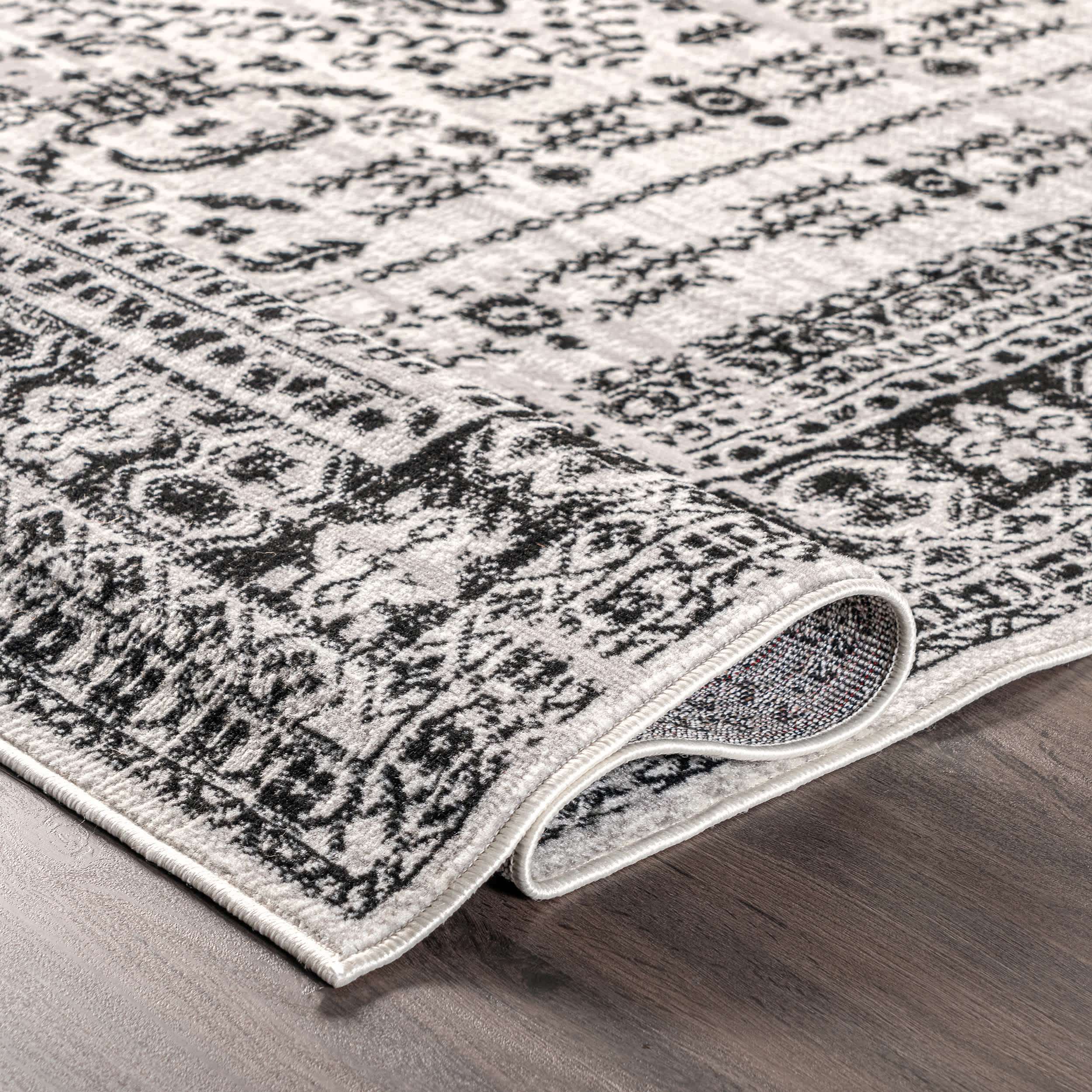 Emily Traditional Medallion Area Rug - Image 4