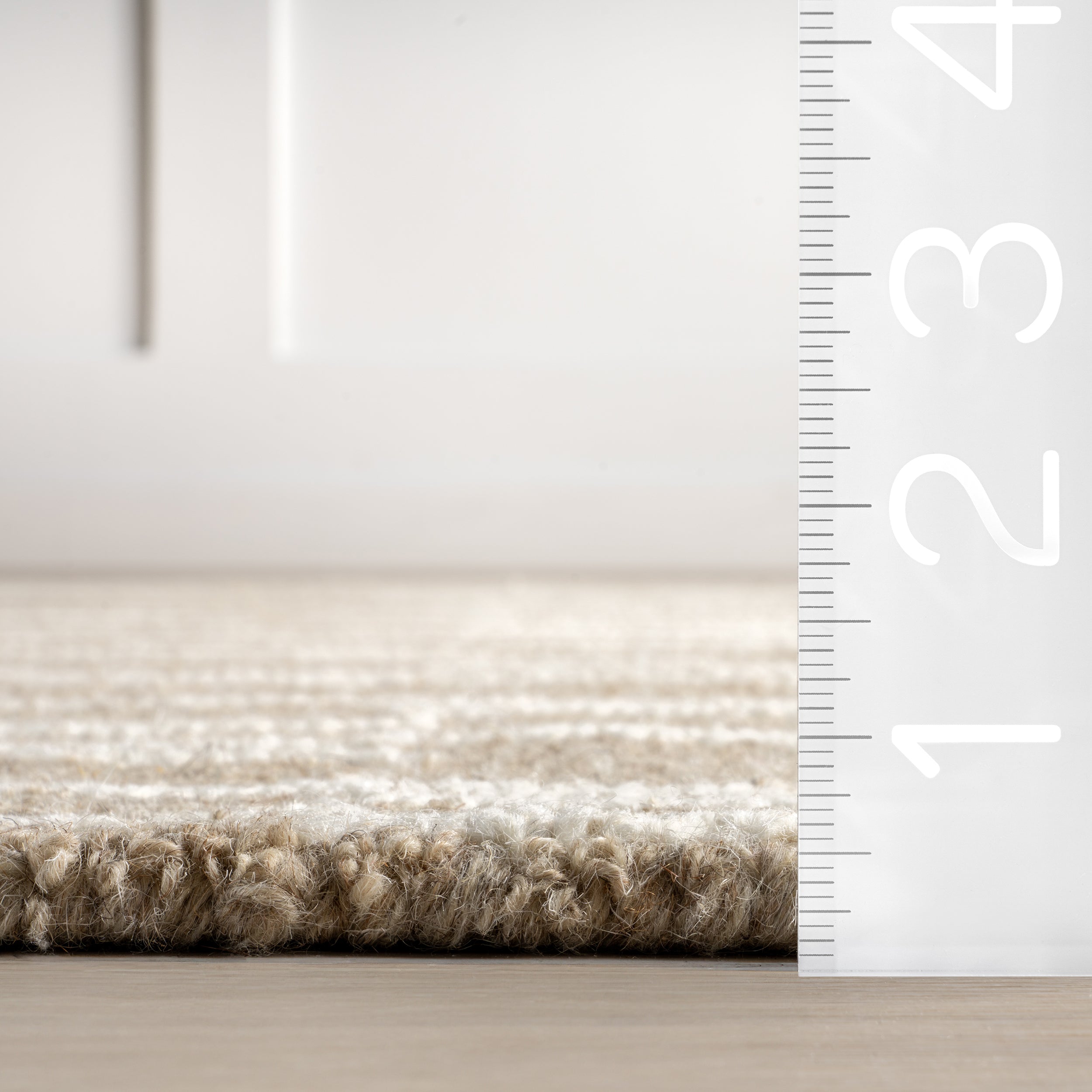 Tavianna Contemporary Striped Area Rug - Image 3