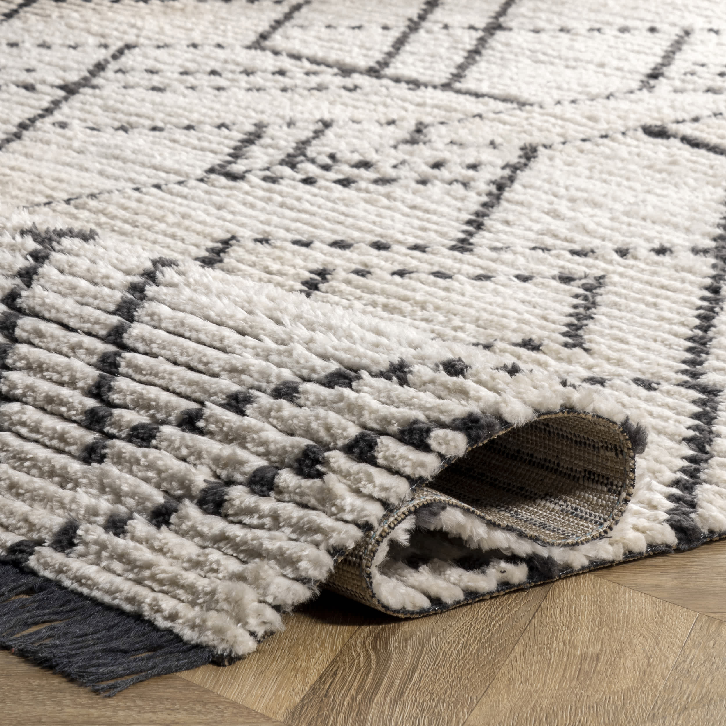 Carlina Modern Geometric Soft Shag Fringe Area Rug - Image 4