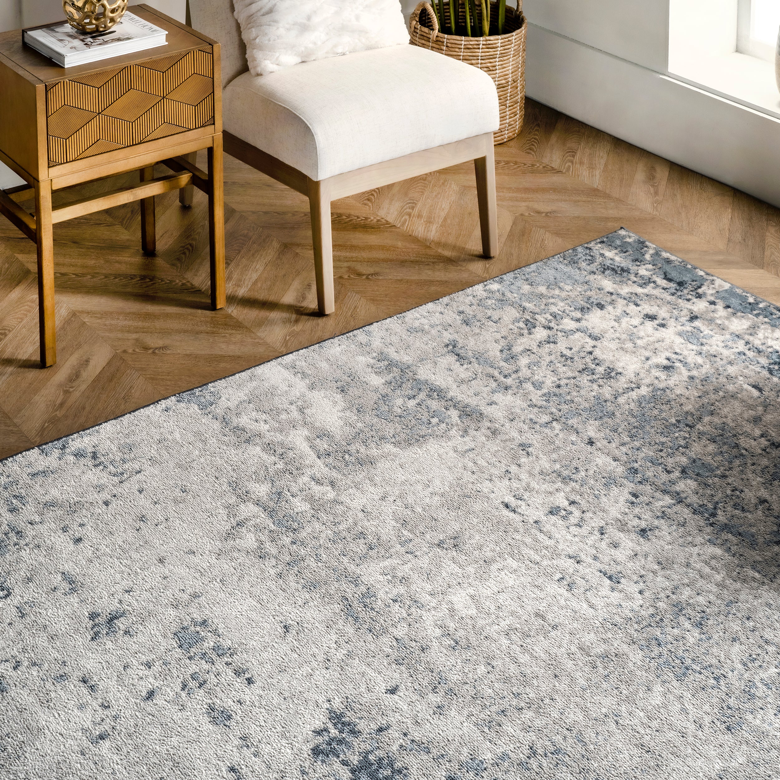 Zoe Faded Abstract Area Rug - Image 9