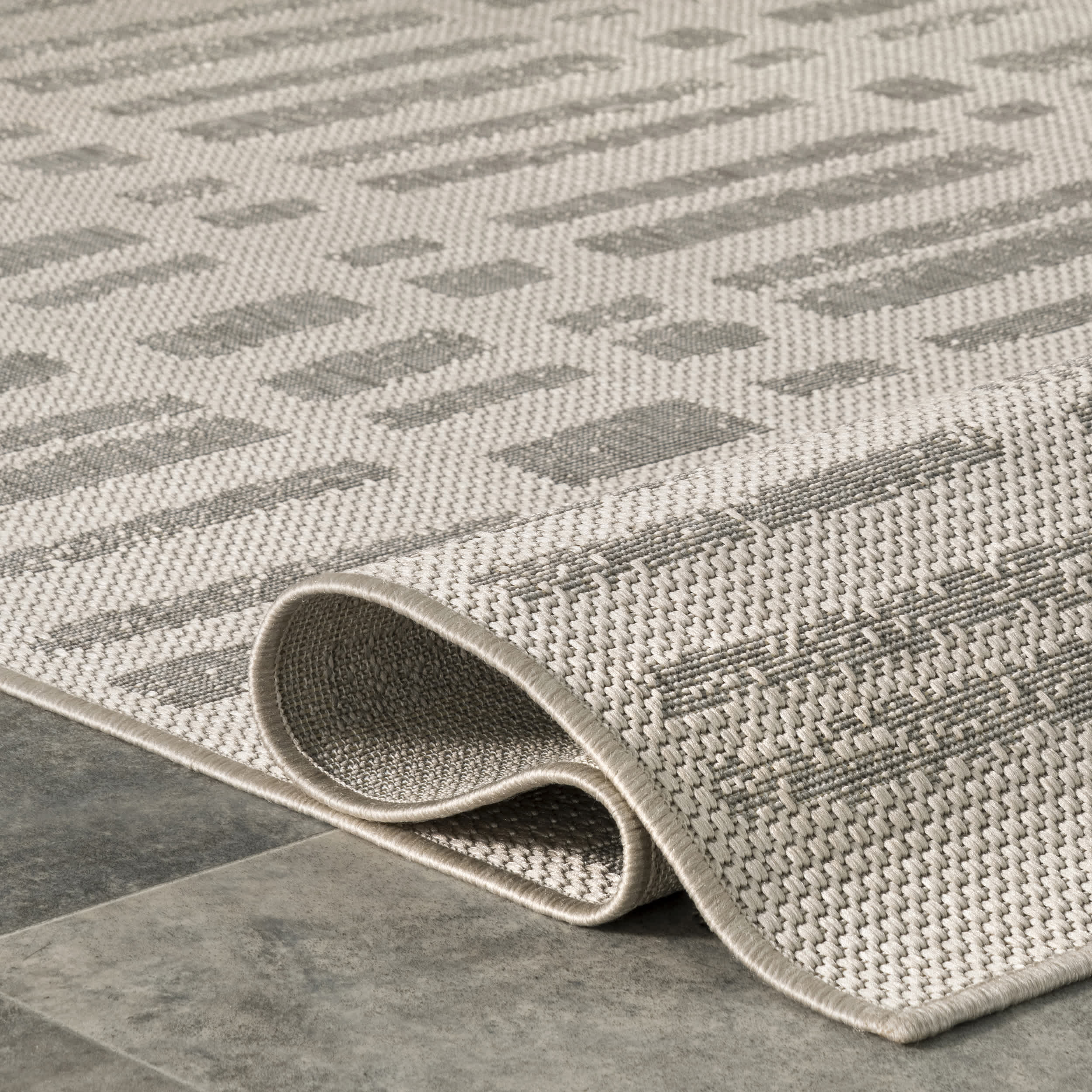 Marin Contemporary Indoor/Outdoor Area Rug - Image 8