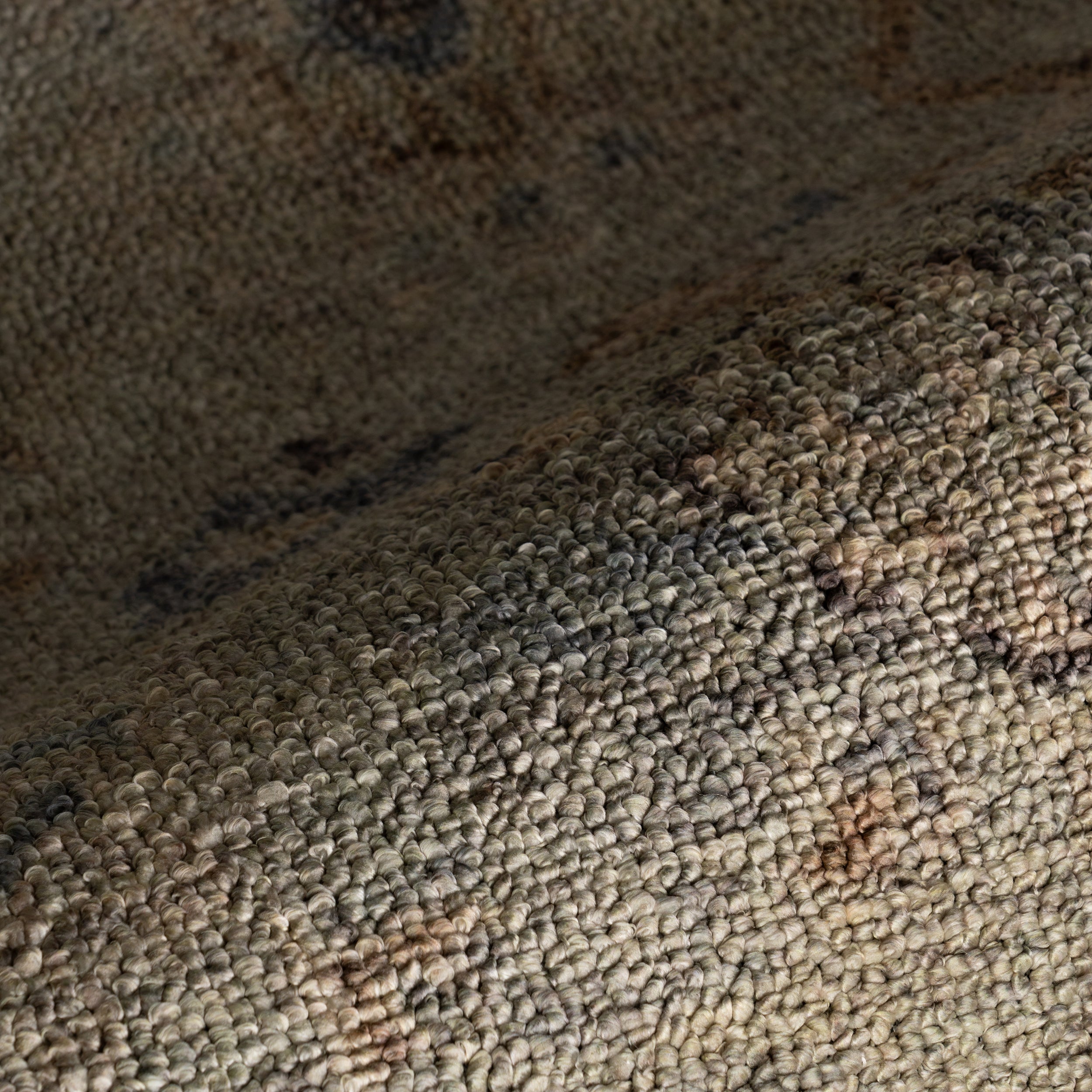 Nuloom Coralyn Traditional Bordered Washable Area Rug - Image 5