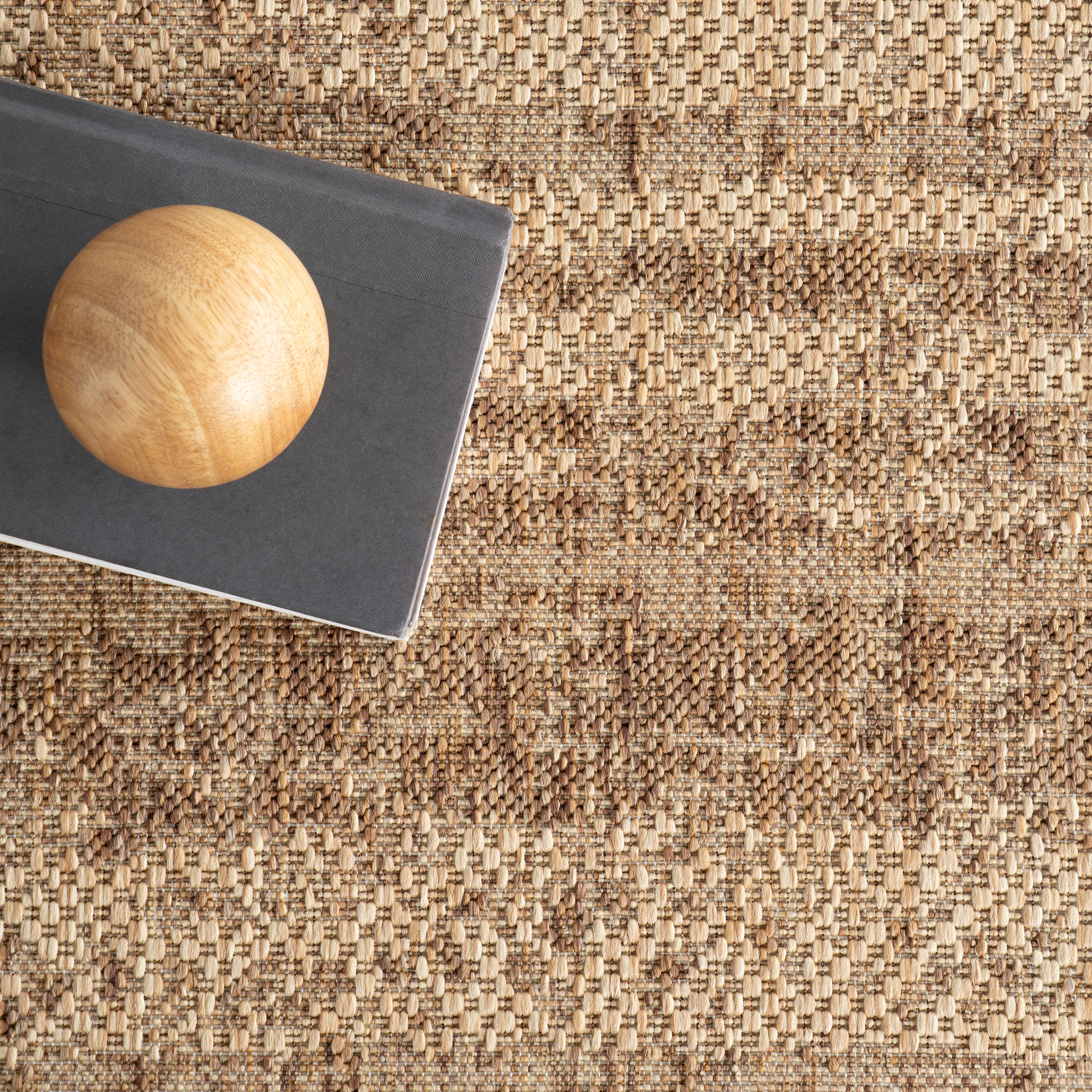 Nellea Modern Indoor/Outdoor Area Rug - Image 7