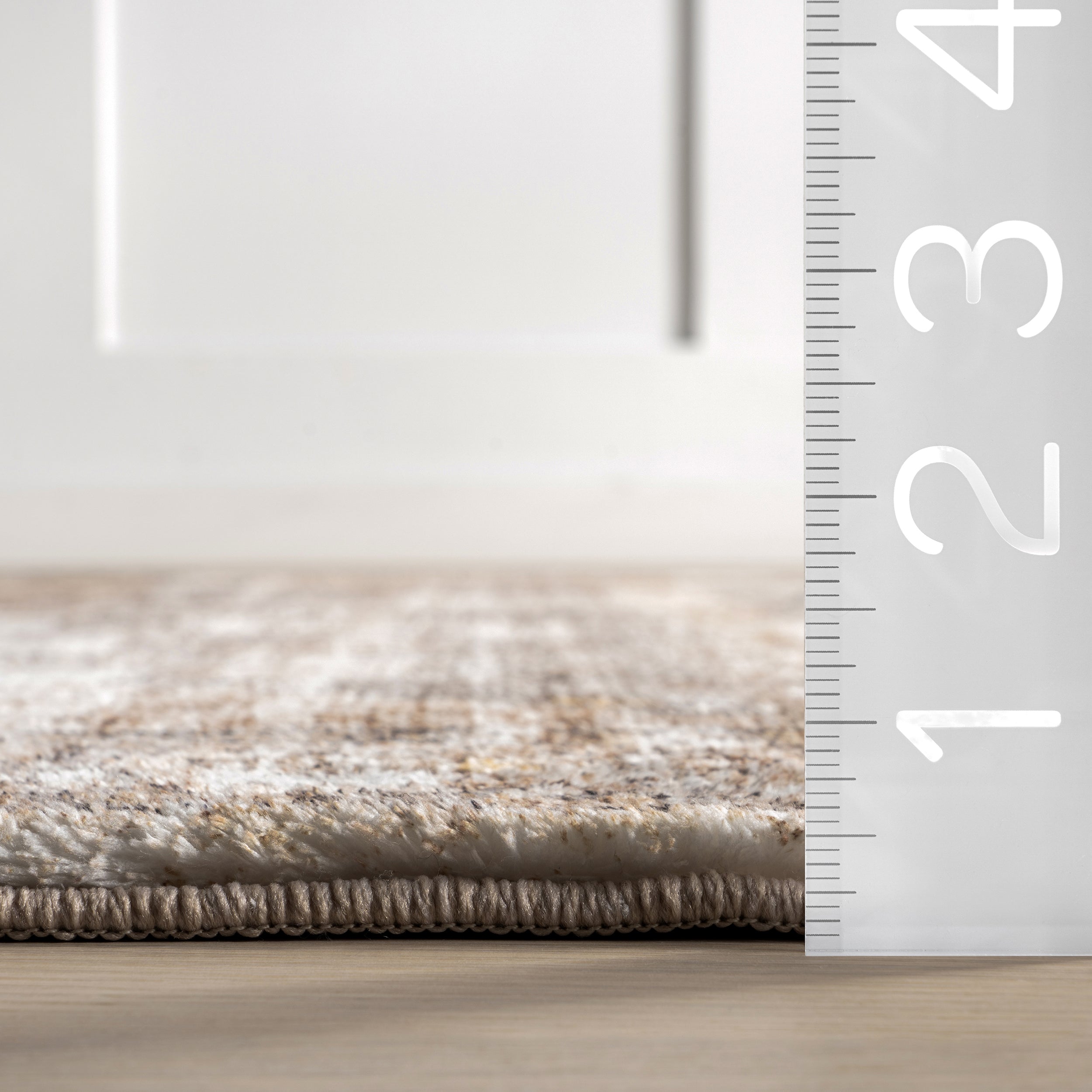 Talita Medallion Machine Washable Area Rug - Image 3