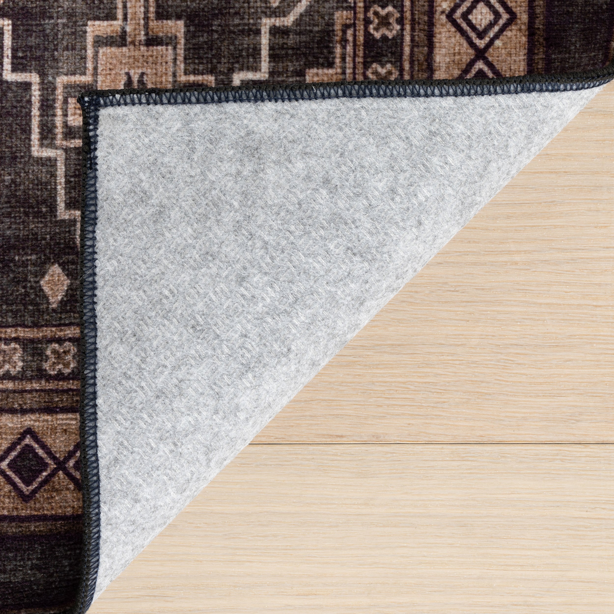 Nuloom Renelle Medallion Washable Rug - Image 8