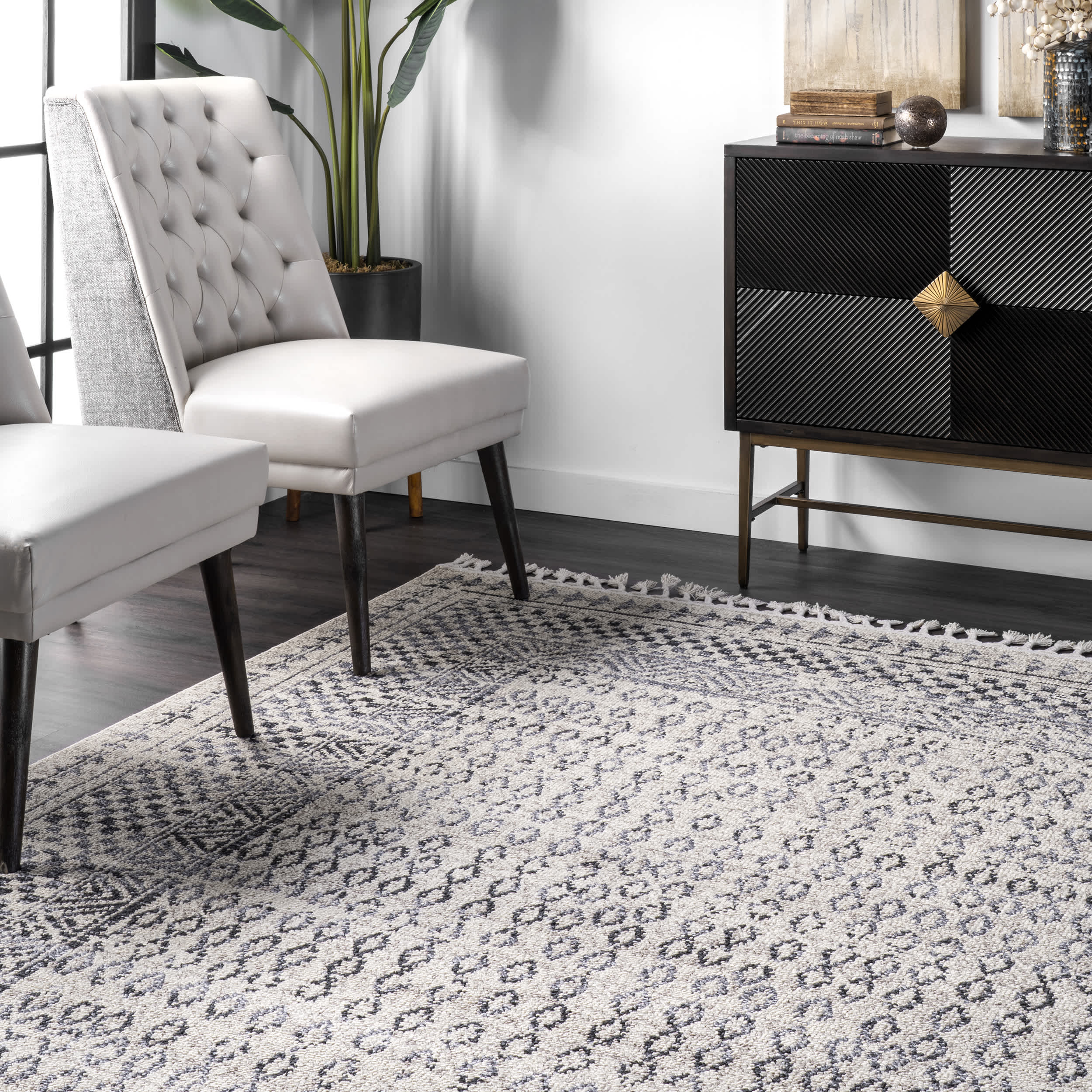 Claudia Diamond Tassel Area Rug - Image 9
