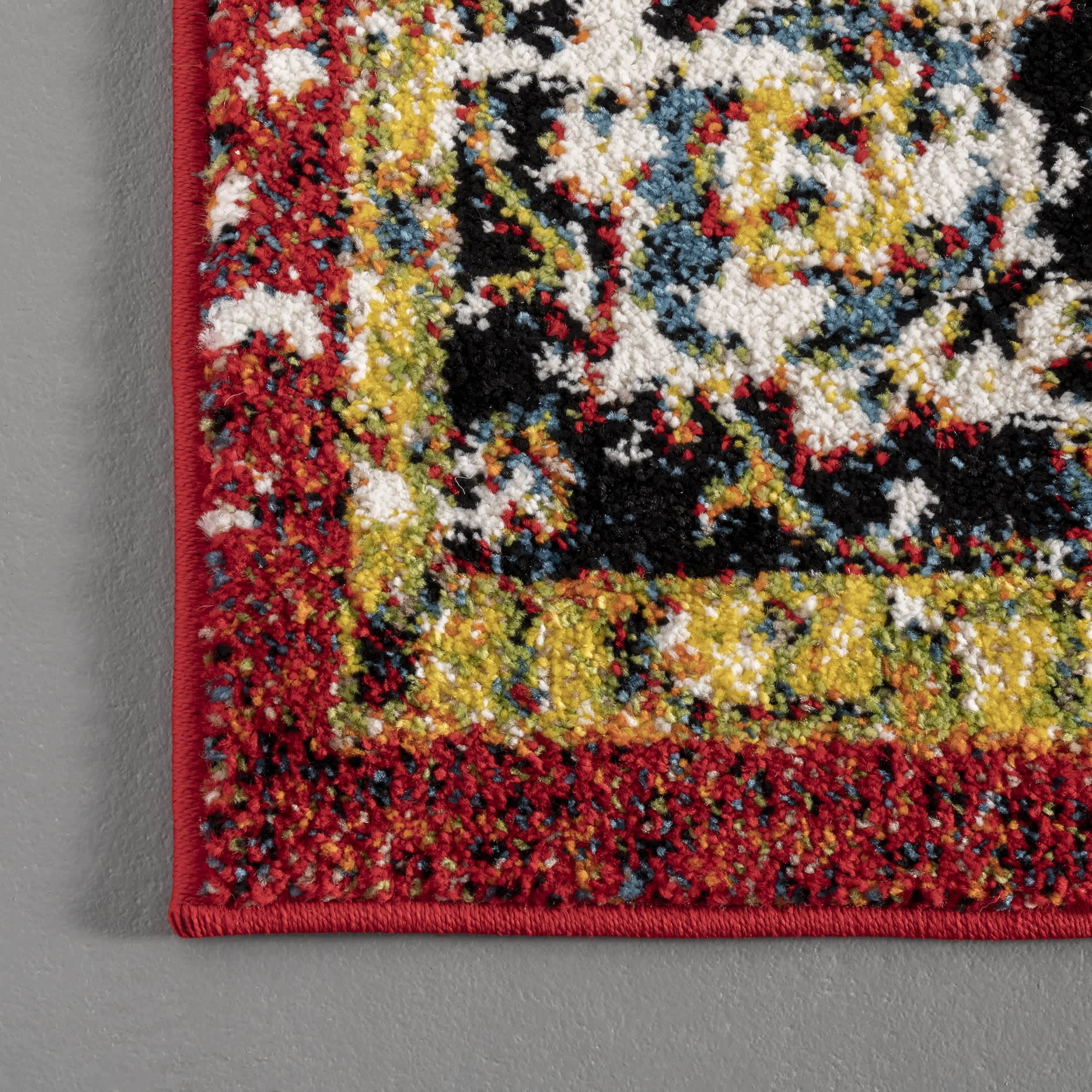 Indoor/Outdoor Transitional Medallion Muriel Area Rug - Image 5