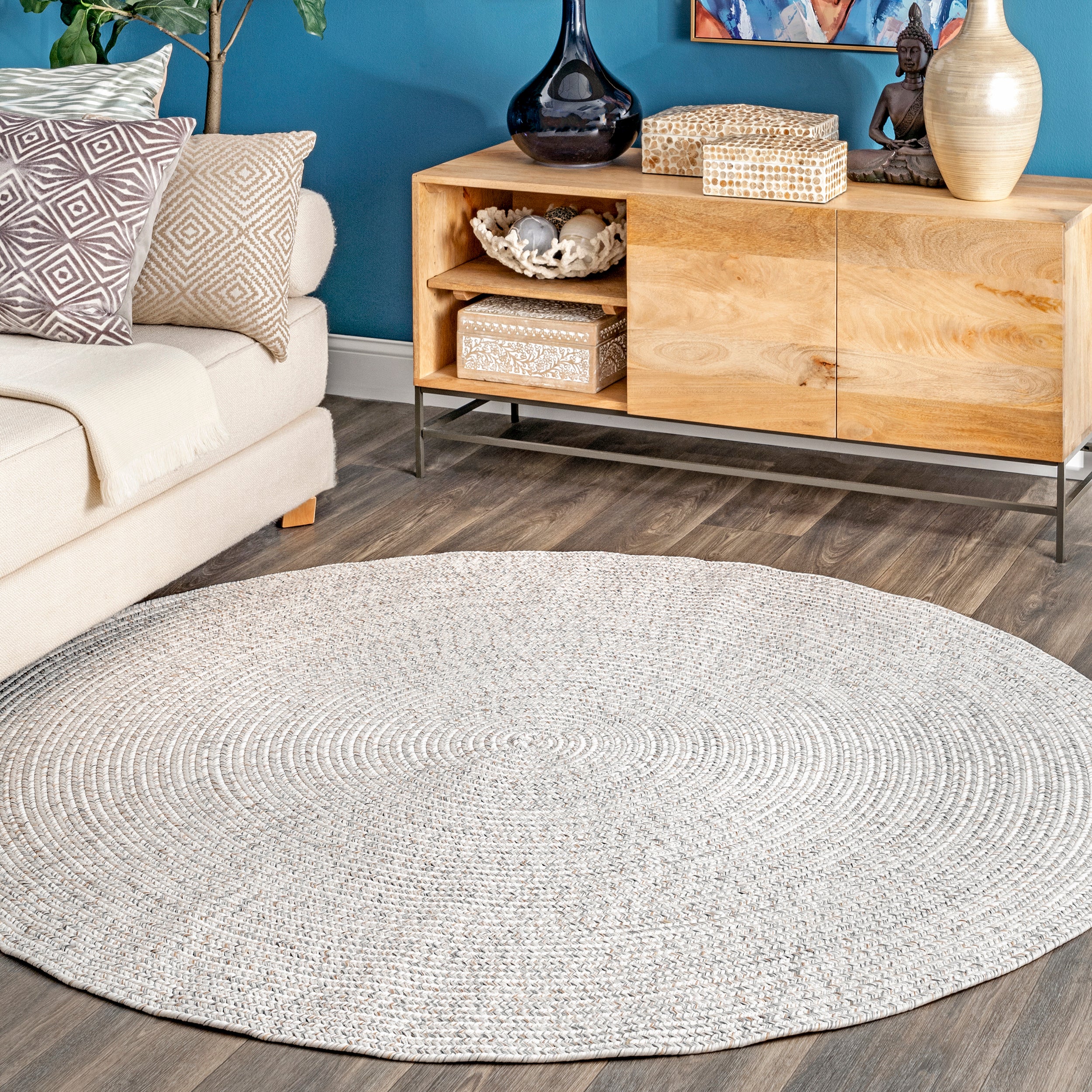 Wynn Braided Indoor/Outdoor Area Rug - Image 11