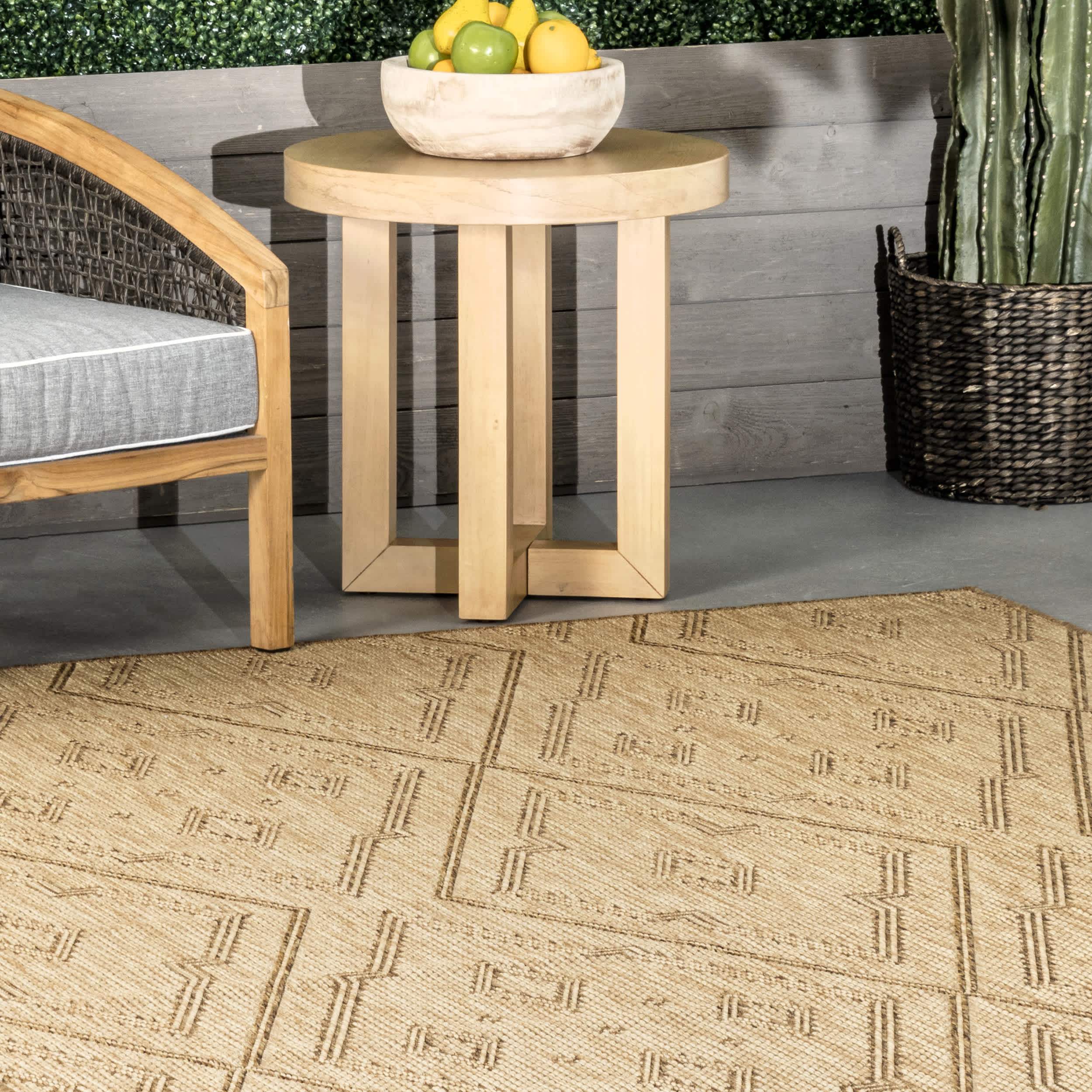 Latia Double Diamond Indoor/Outdoor Area Rug - Image 9