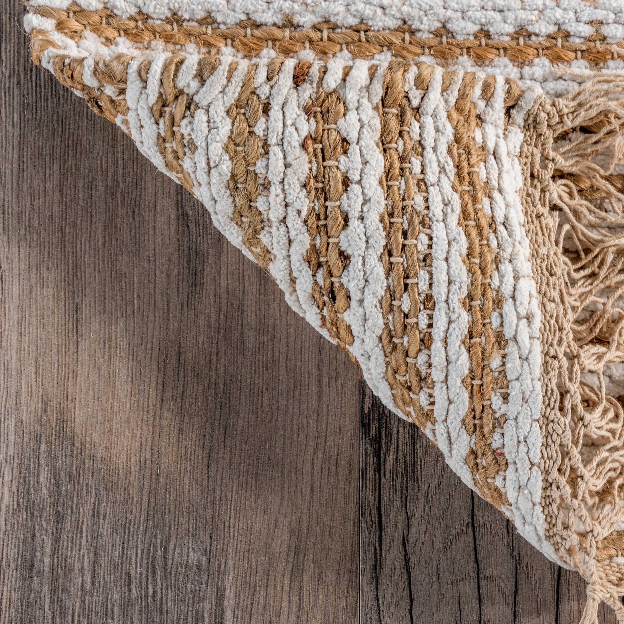 Clea Hand Woven Geometric Flatweave Tassel Area Rug - Image 7