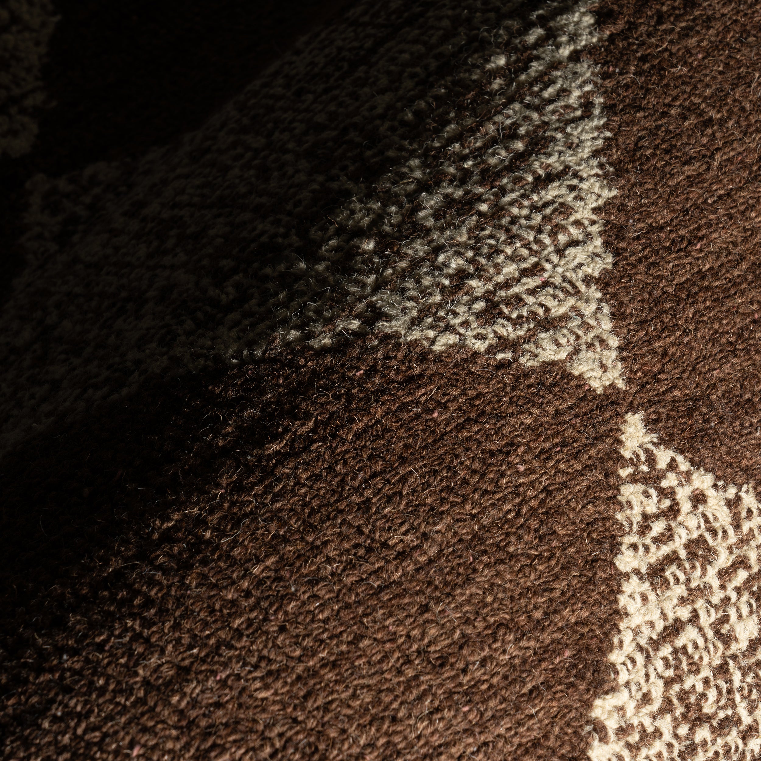 Nuloom Nivora Tufted Diamond Area Rug - Image 12