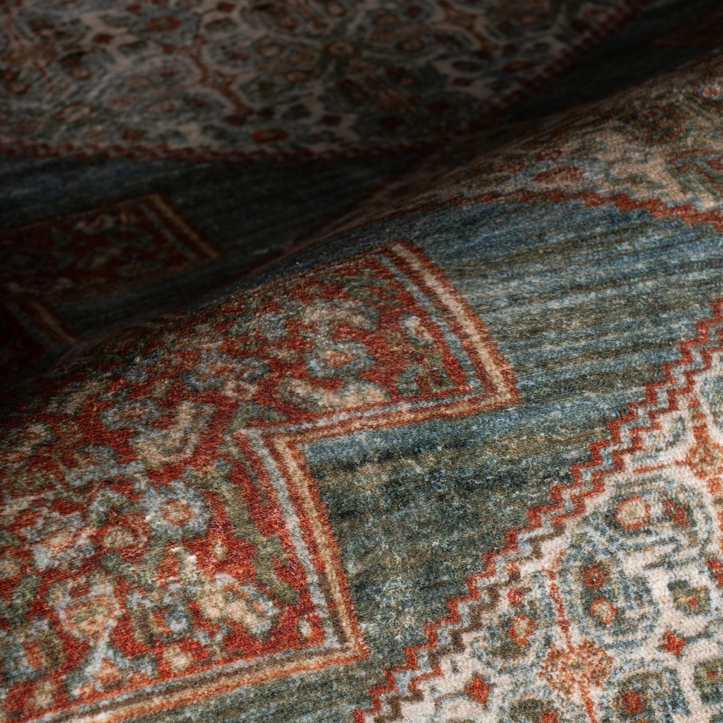 Nuloom Audra Medallion Washable Area Rug - Image 5