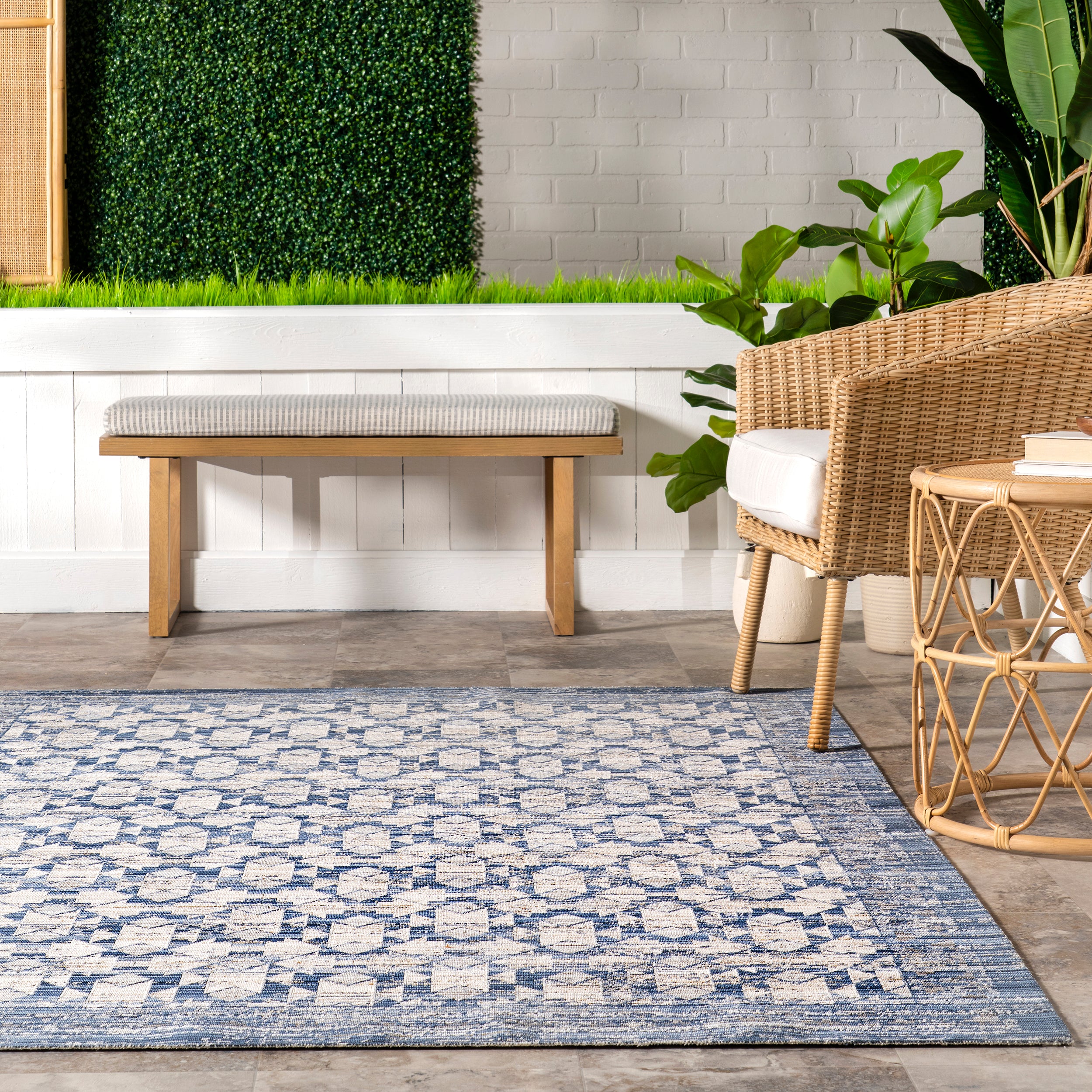 Chaya Geometric Machine Washable Indoor/Outdoor Area Rug - Image 17