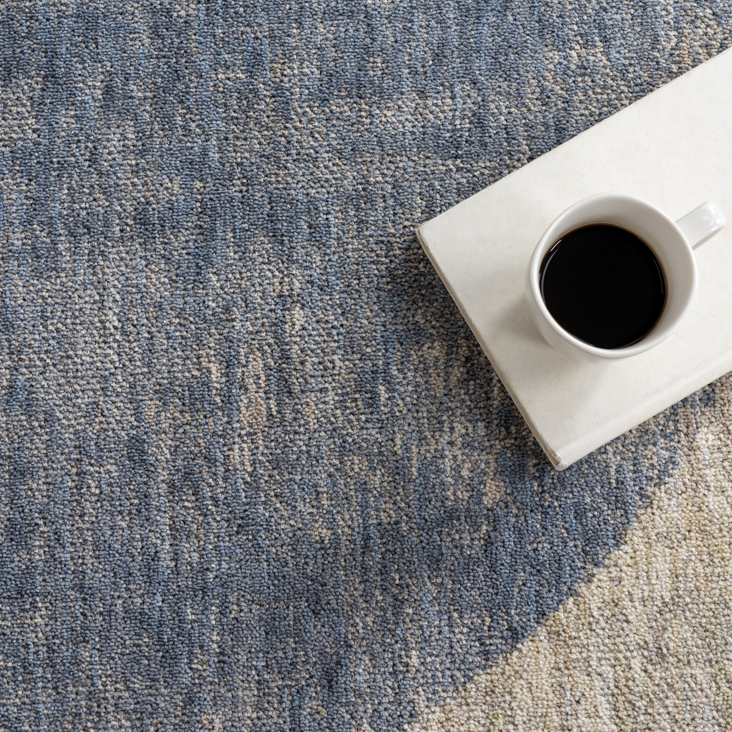 Sophia Contemporary Geometric Area Rug - Image 6