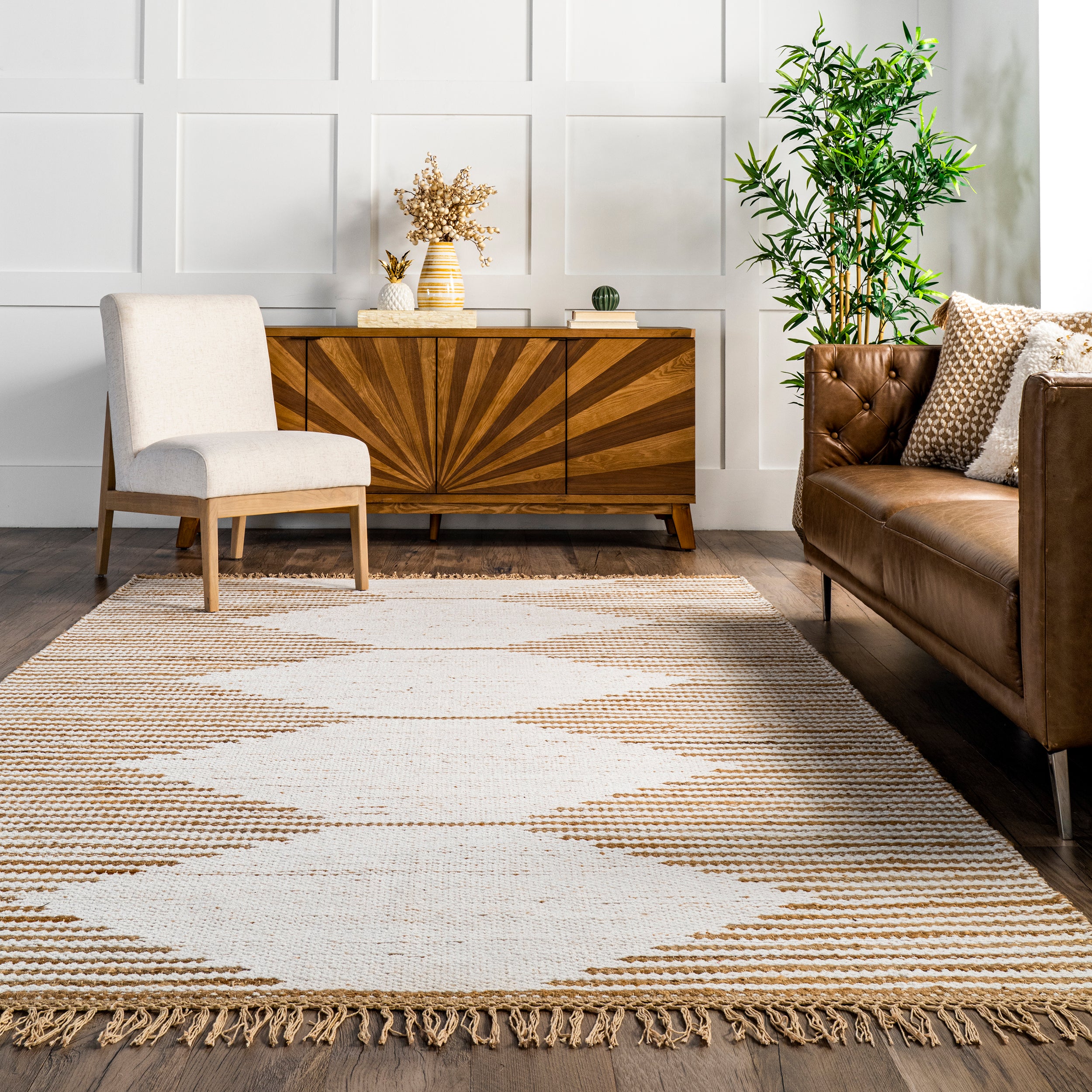Clea Hand Woven Geometric Flatweave Tassel Area Rug - Image 8