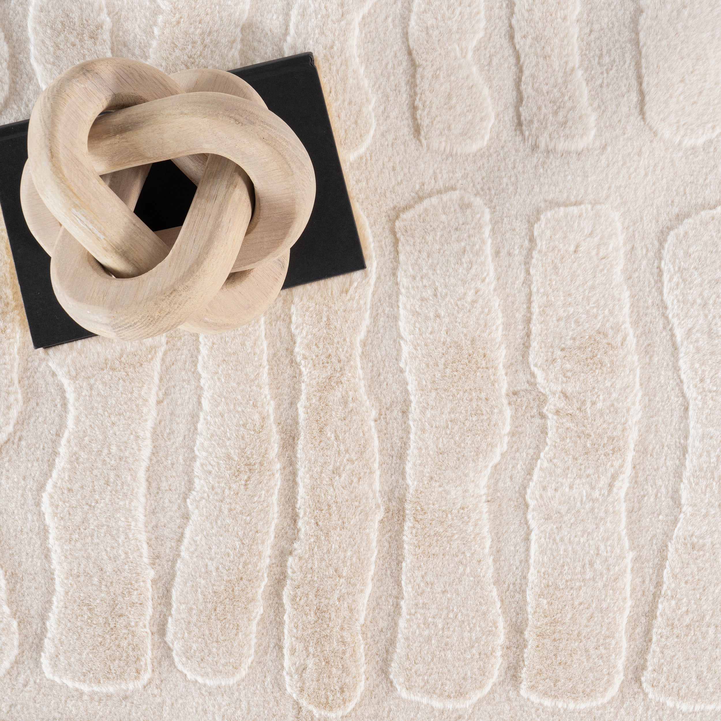 Nuloom Tavina Solid Cloud Washable Area Rug - Image 25