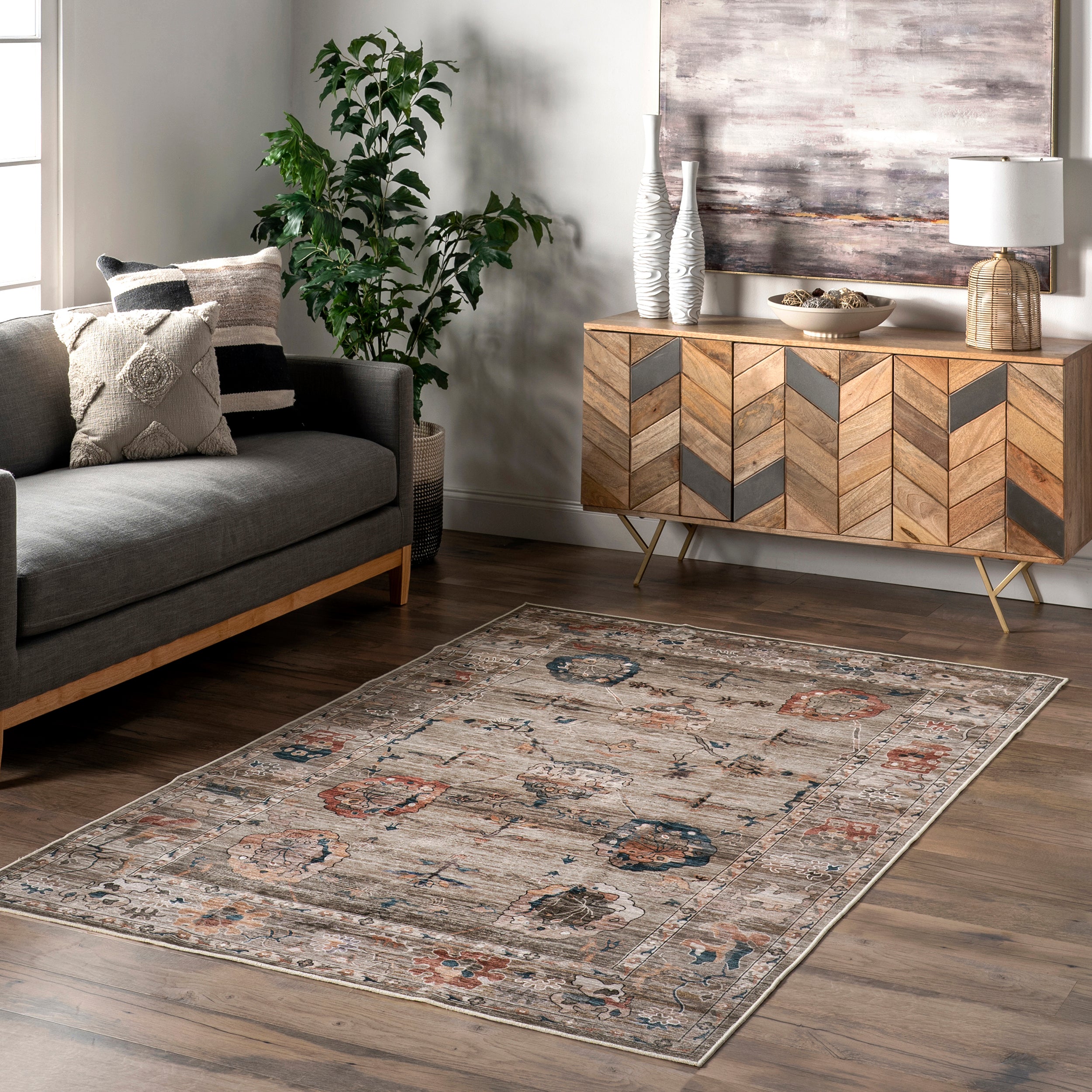 Cleora Vintage Floral Machine Washable Area Rug - Image 2