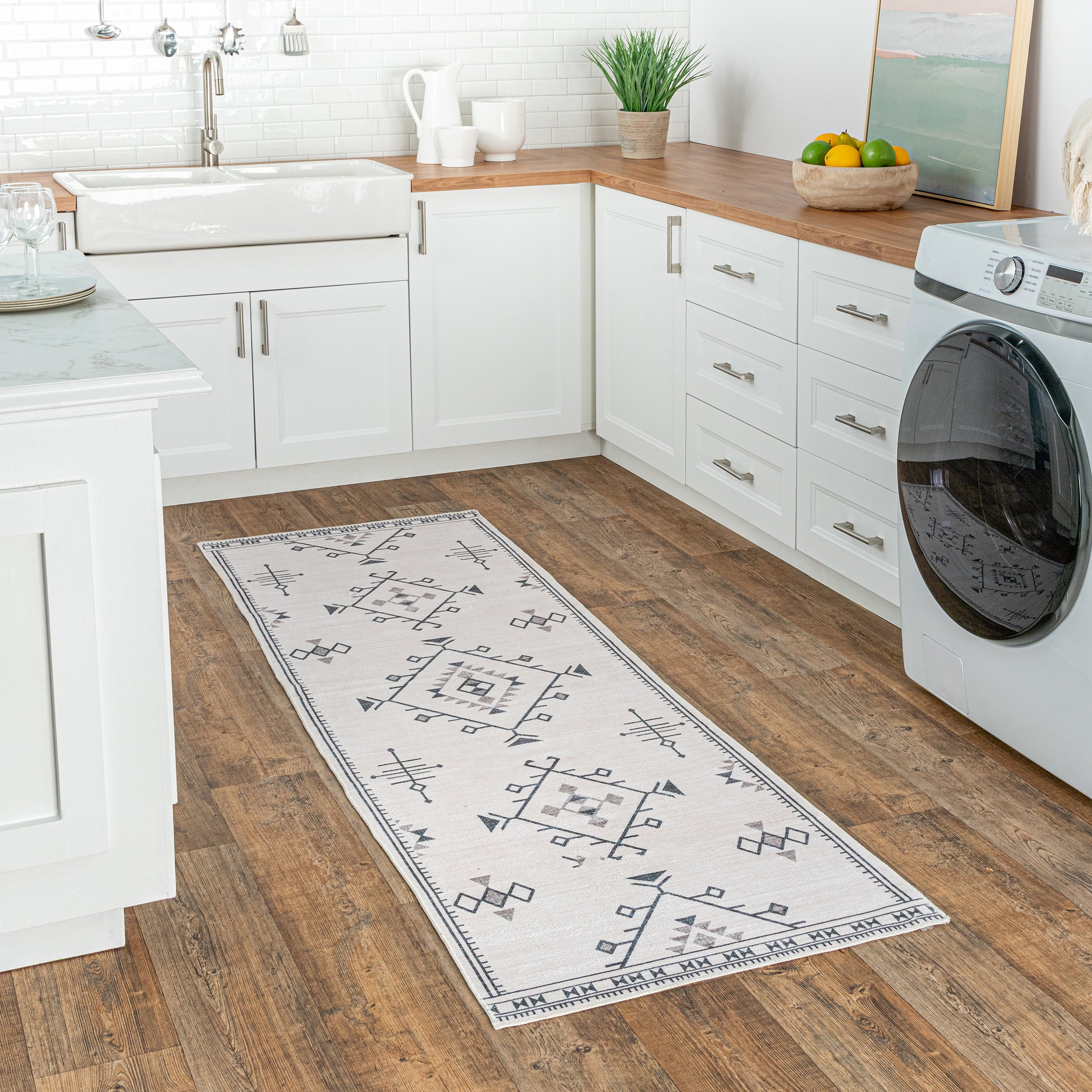 Evalyn Southwestern Machine Washable Area Rug - Image 11