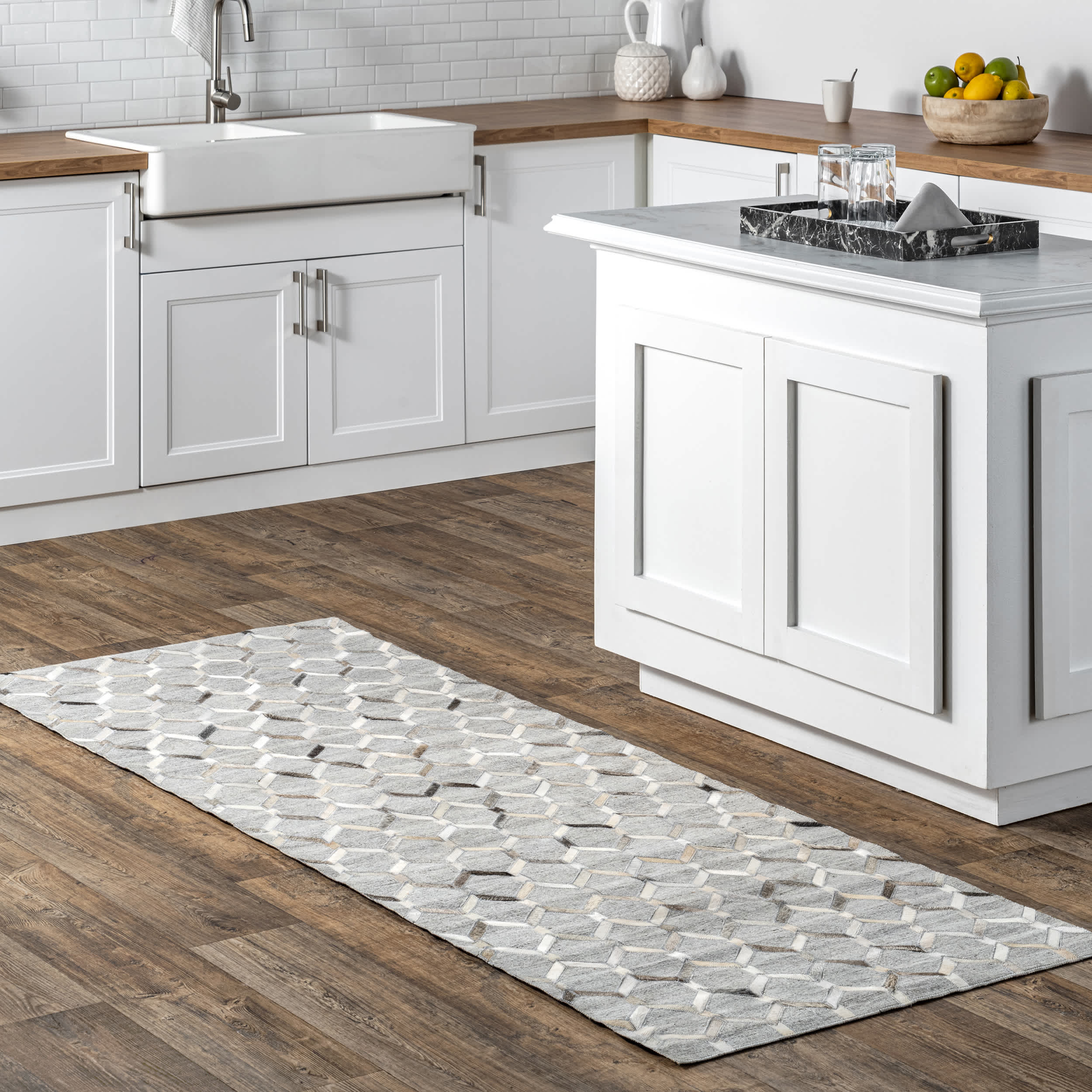 Handmade Cowhide Grenier Area Rug - Image 5