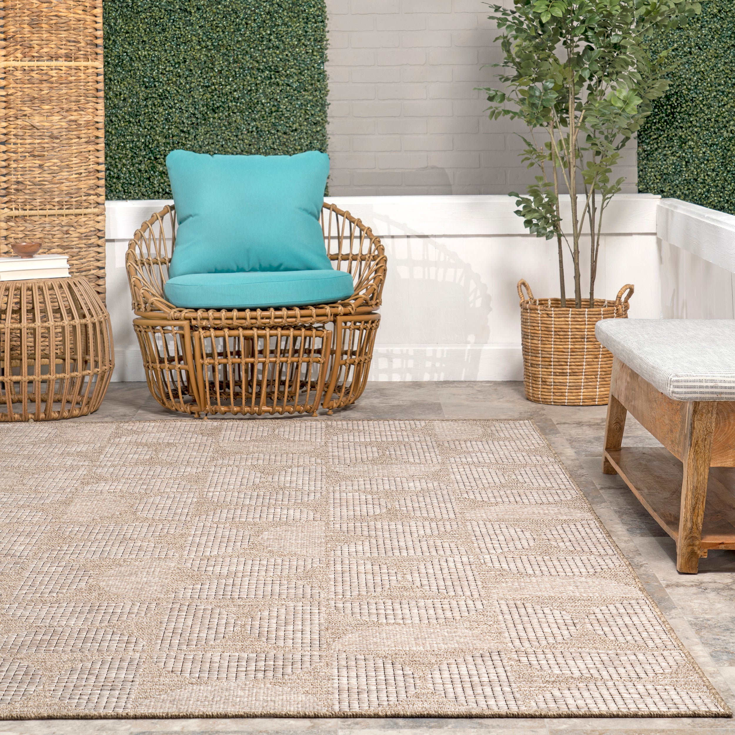 Lakelyn Modern Geometric Indoor/Outdoor Area Rug - Image 8