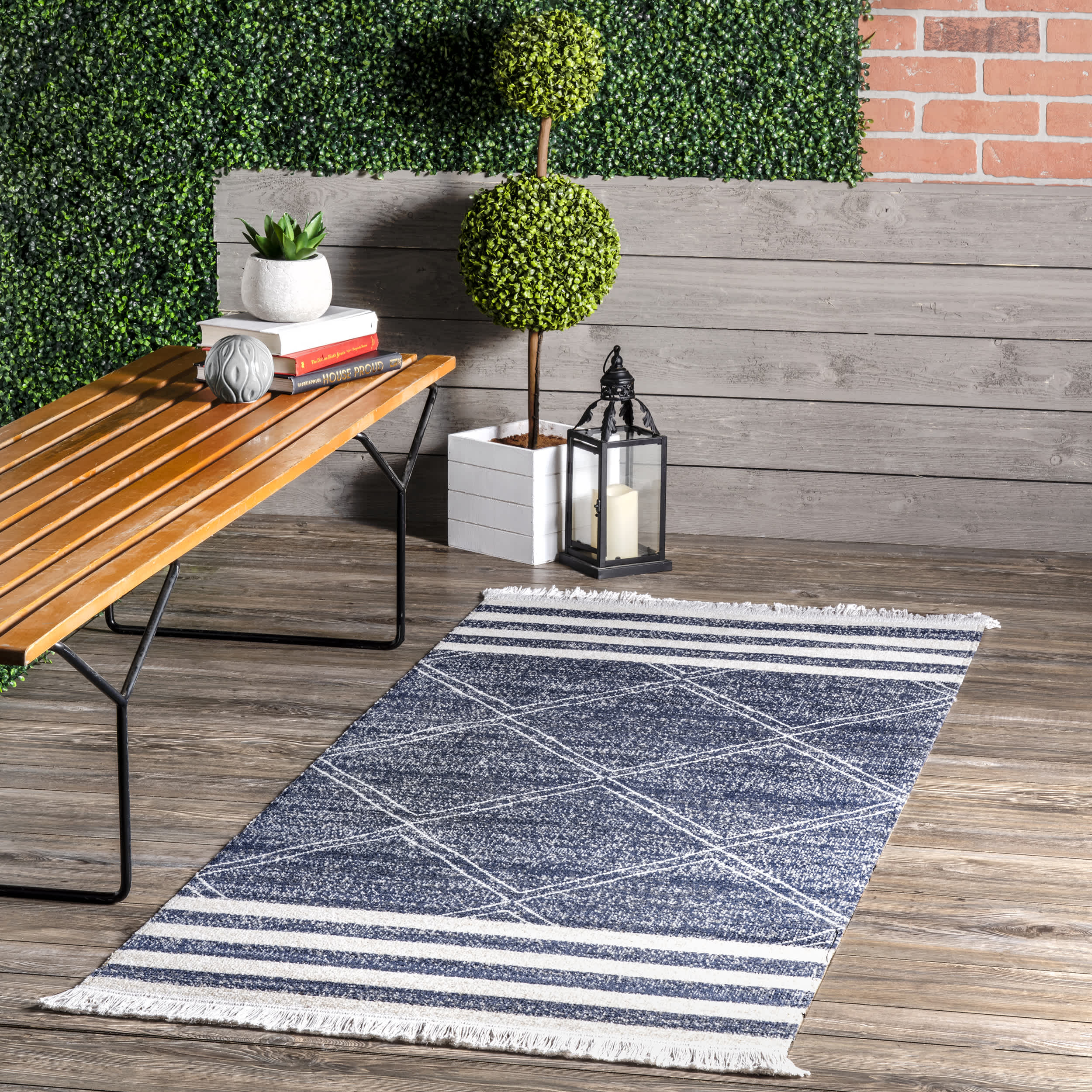 Roberge Coastal Indoor/Outdoor Area Rug - Image 3