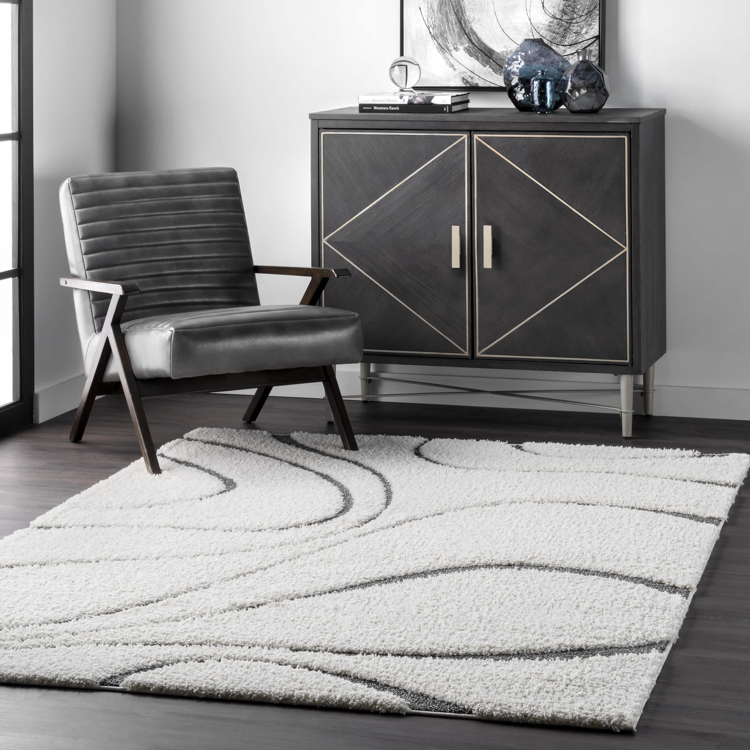 Keyhole Trellis Area Rug - Image 4