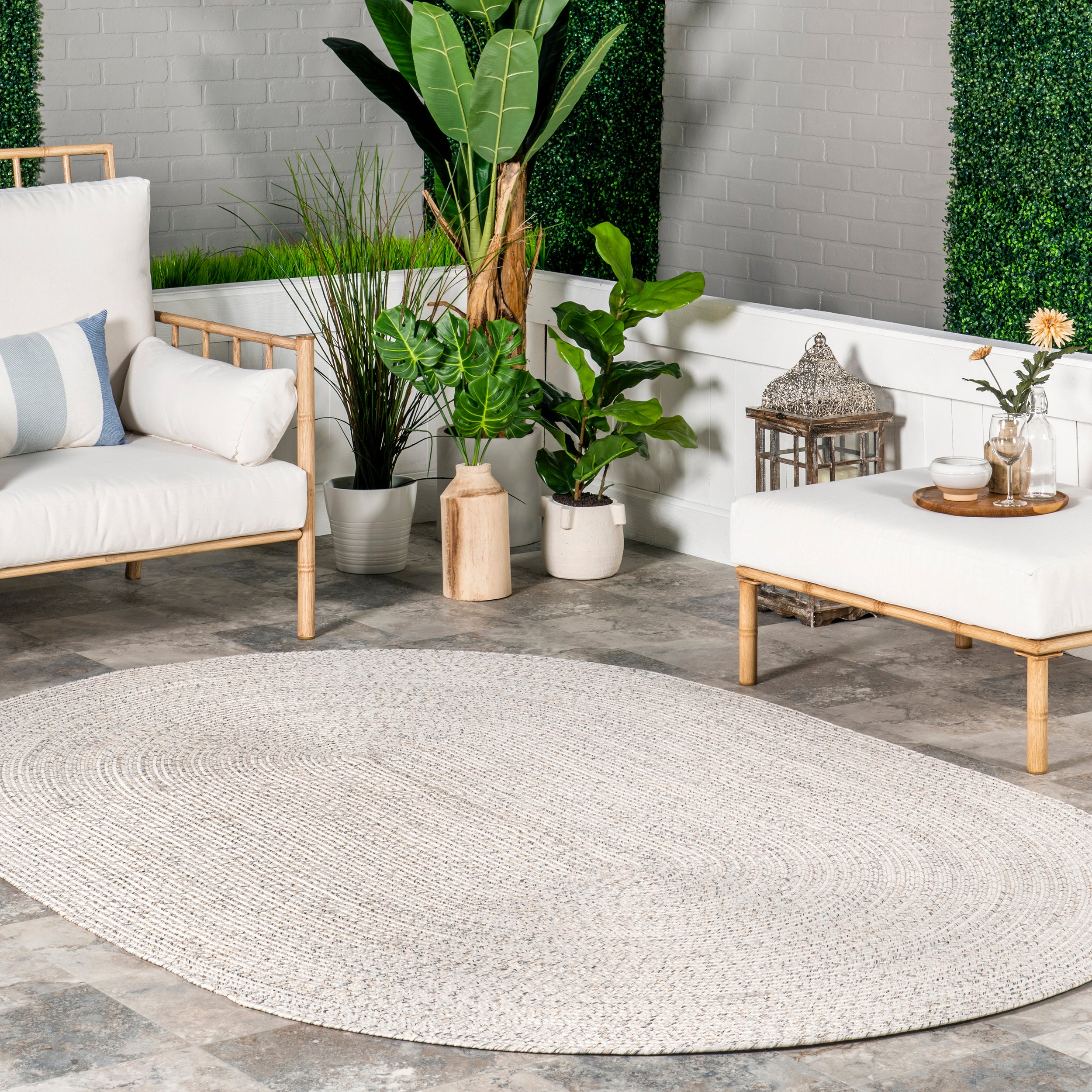 Wynn Braided Indoor/Outdoor Area Rug - Image 10