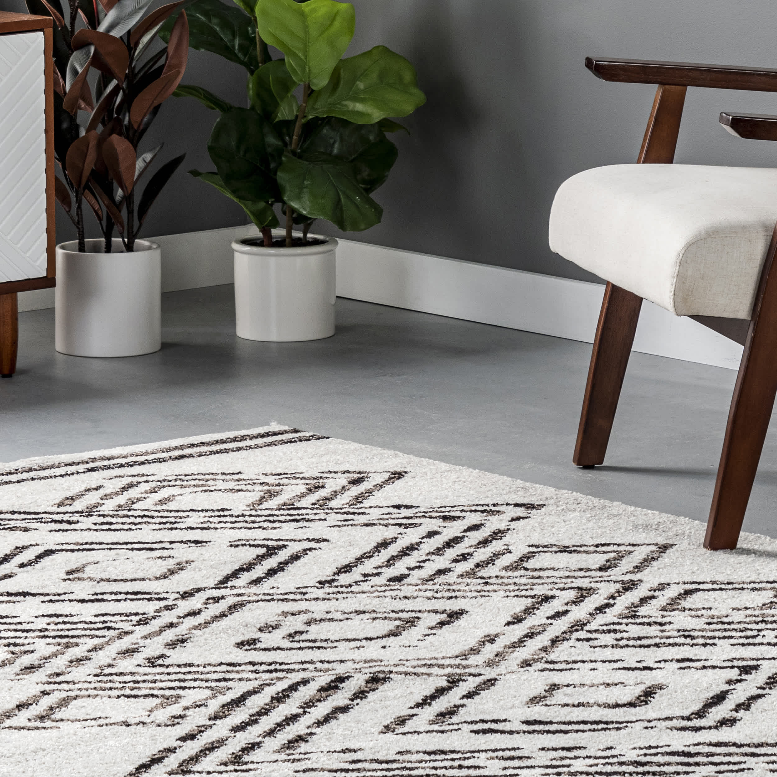 Merri Distressed Geometric Cotton Blend Area Rug - Image 9