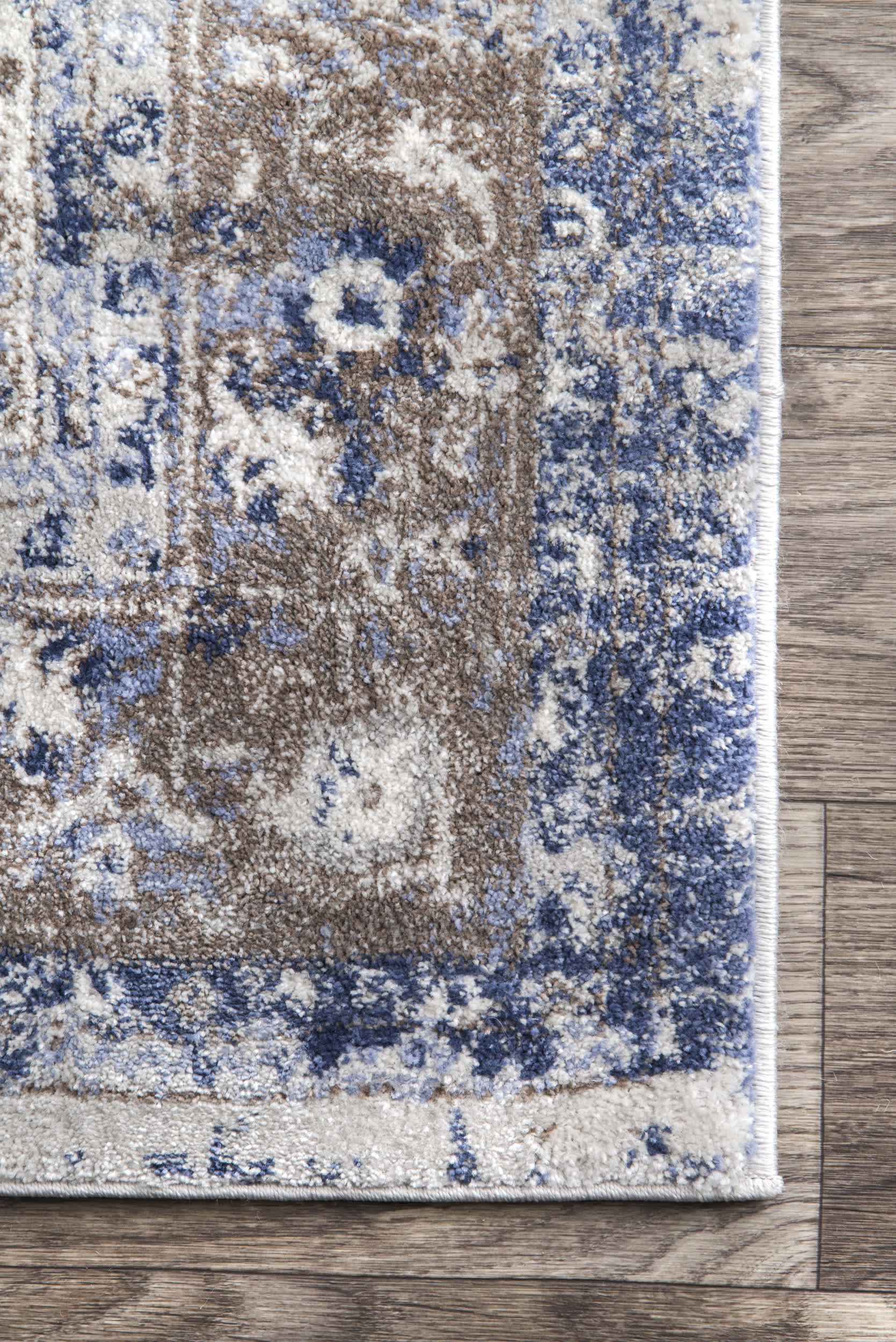 Vintage Lilah Medallion Area Rug - Image 3